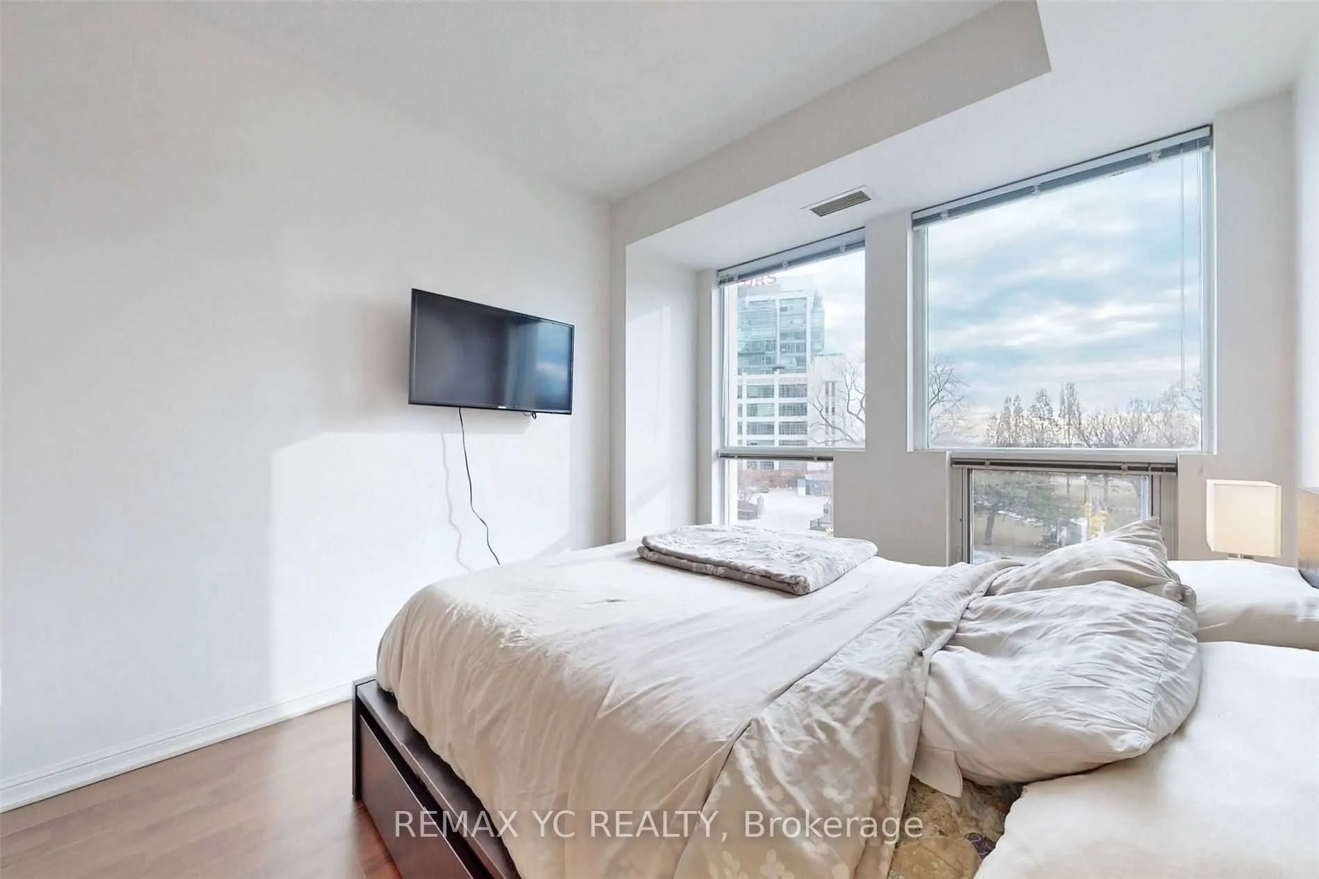 628 Fleet Street, #413