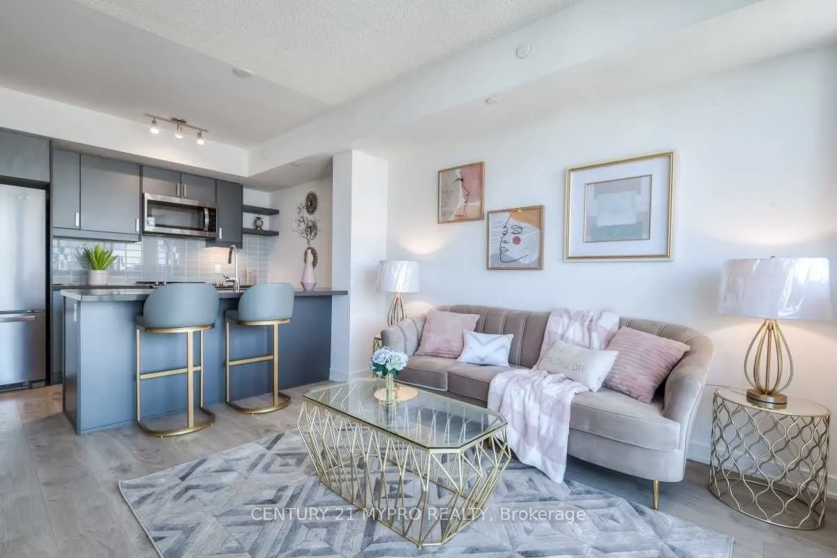 50 Wellesley Street E, #3903