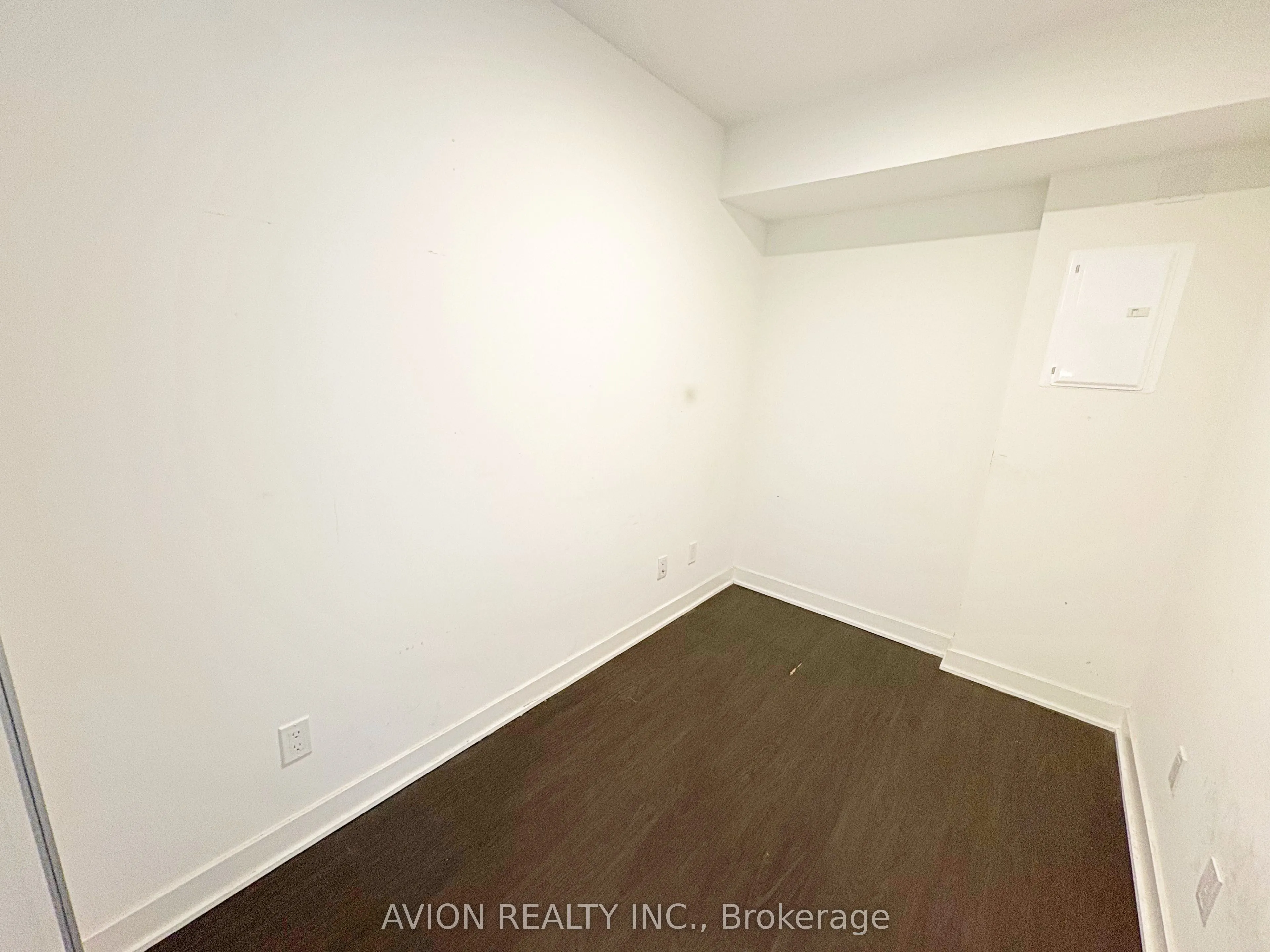 17 Bathurst Street, #2516