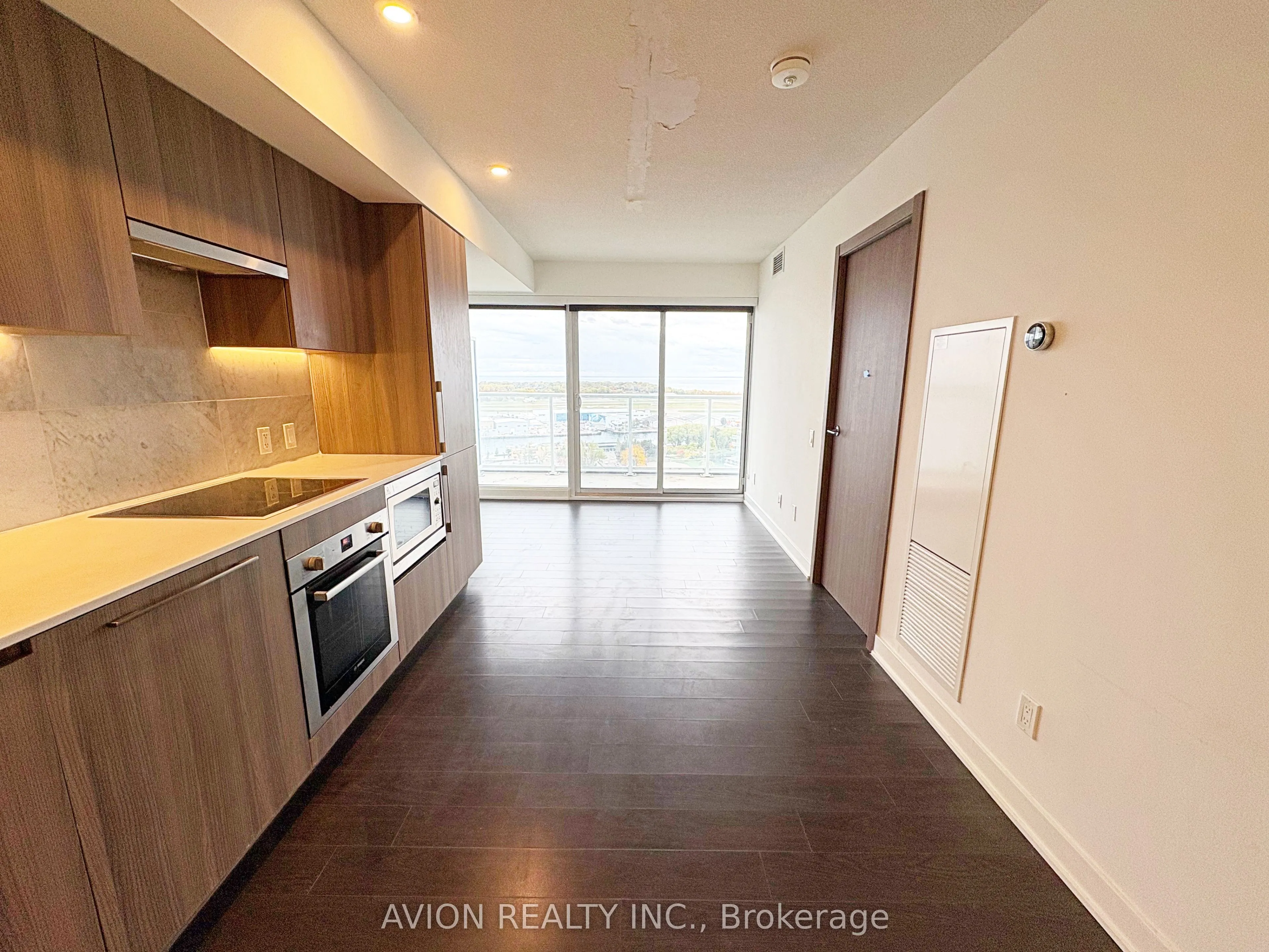 17 Bathurst Street, #2516