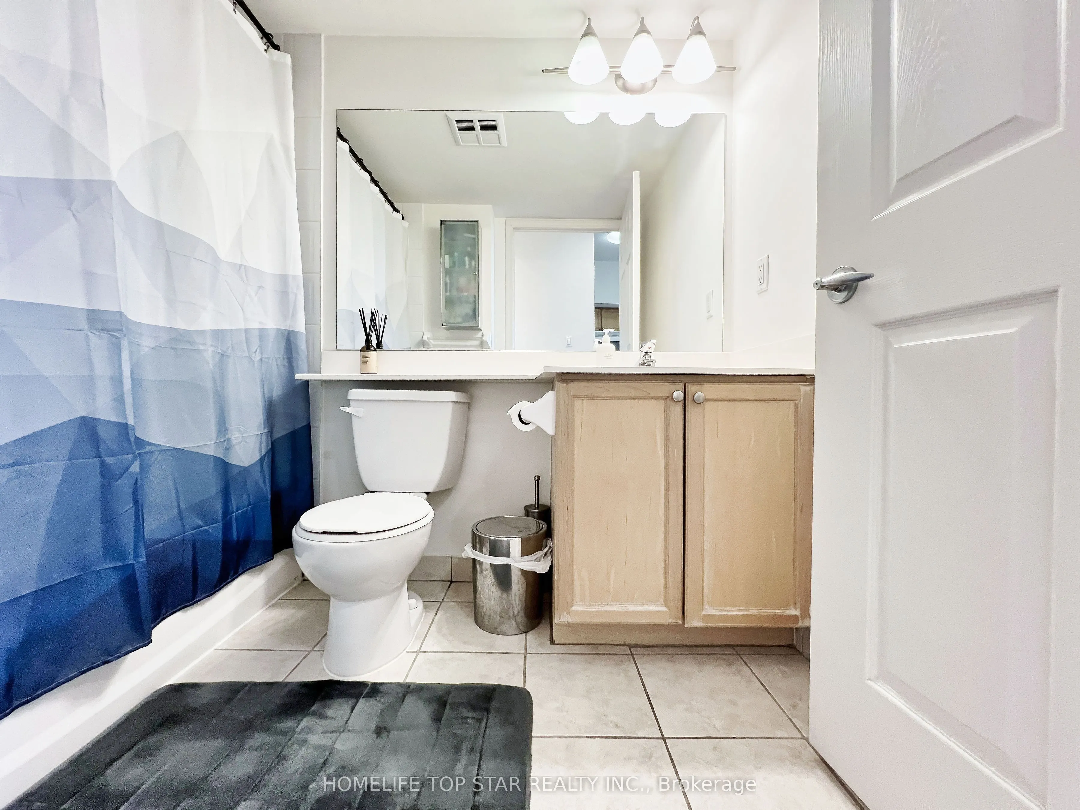 228 Queens Quay W, #1006