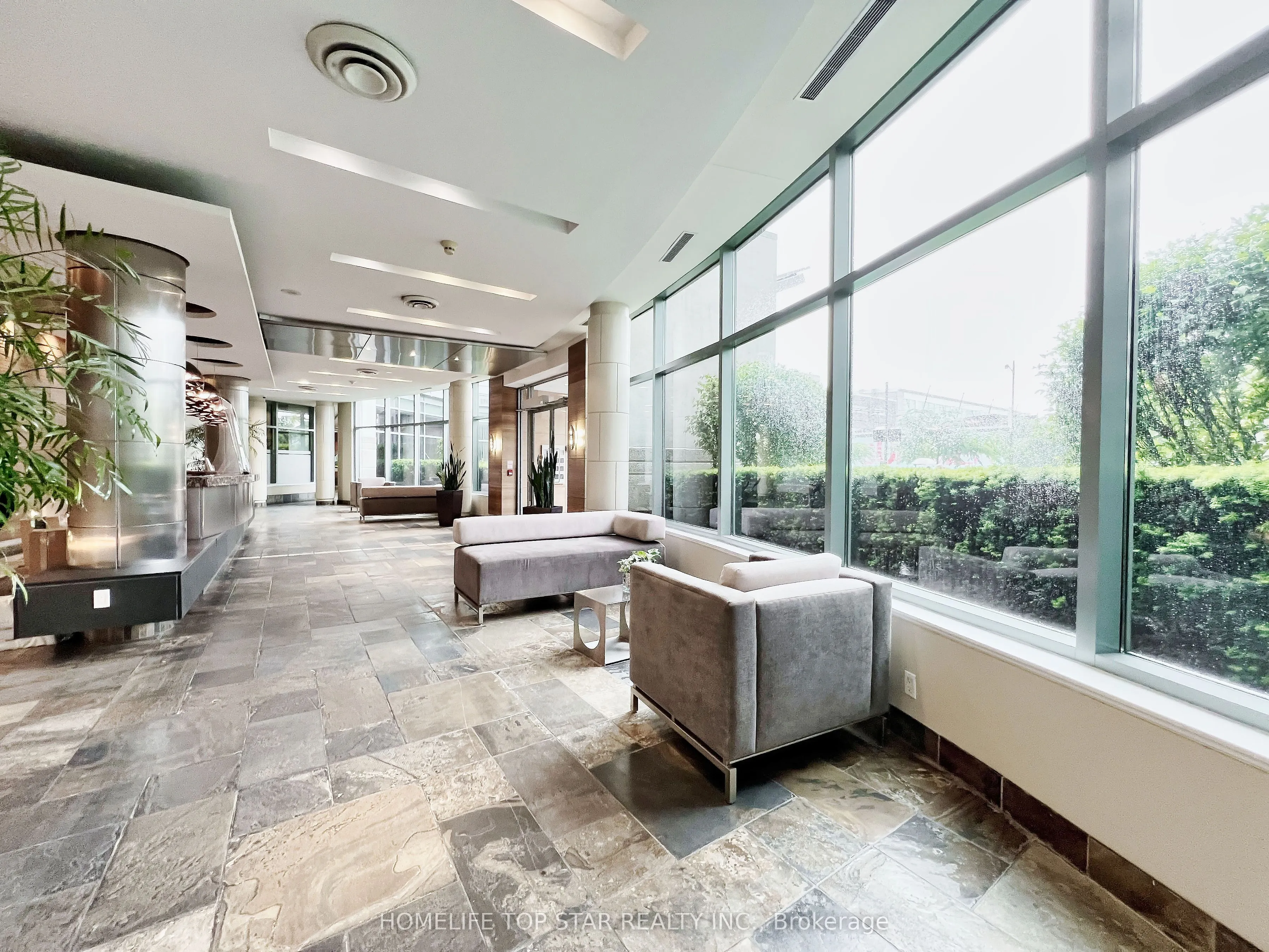 228 Queens Quay W, #1006