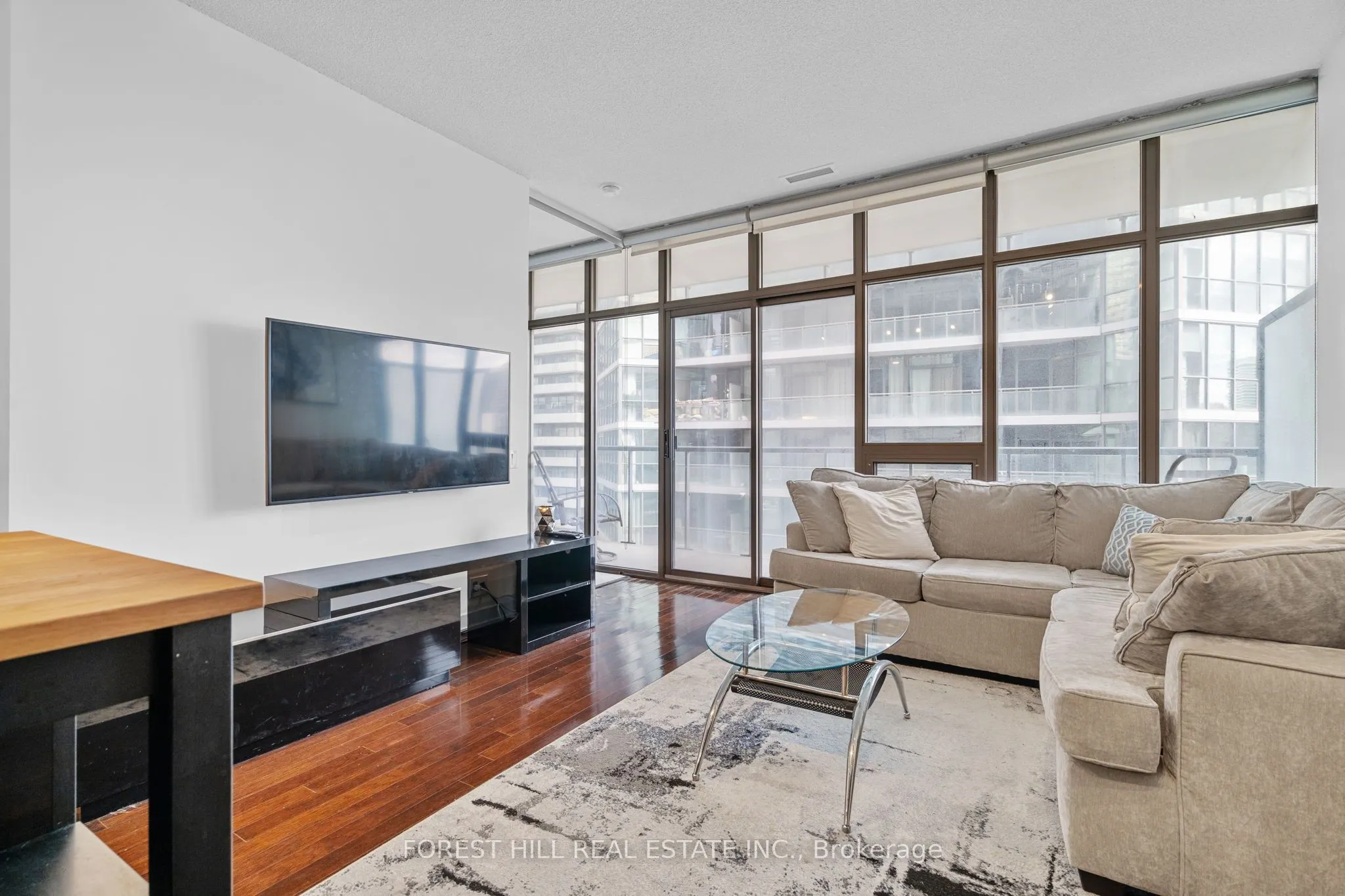 33 Charles Street, #1101