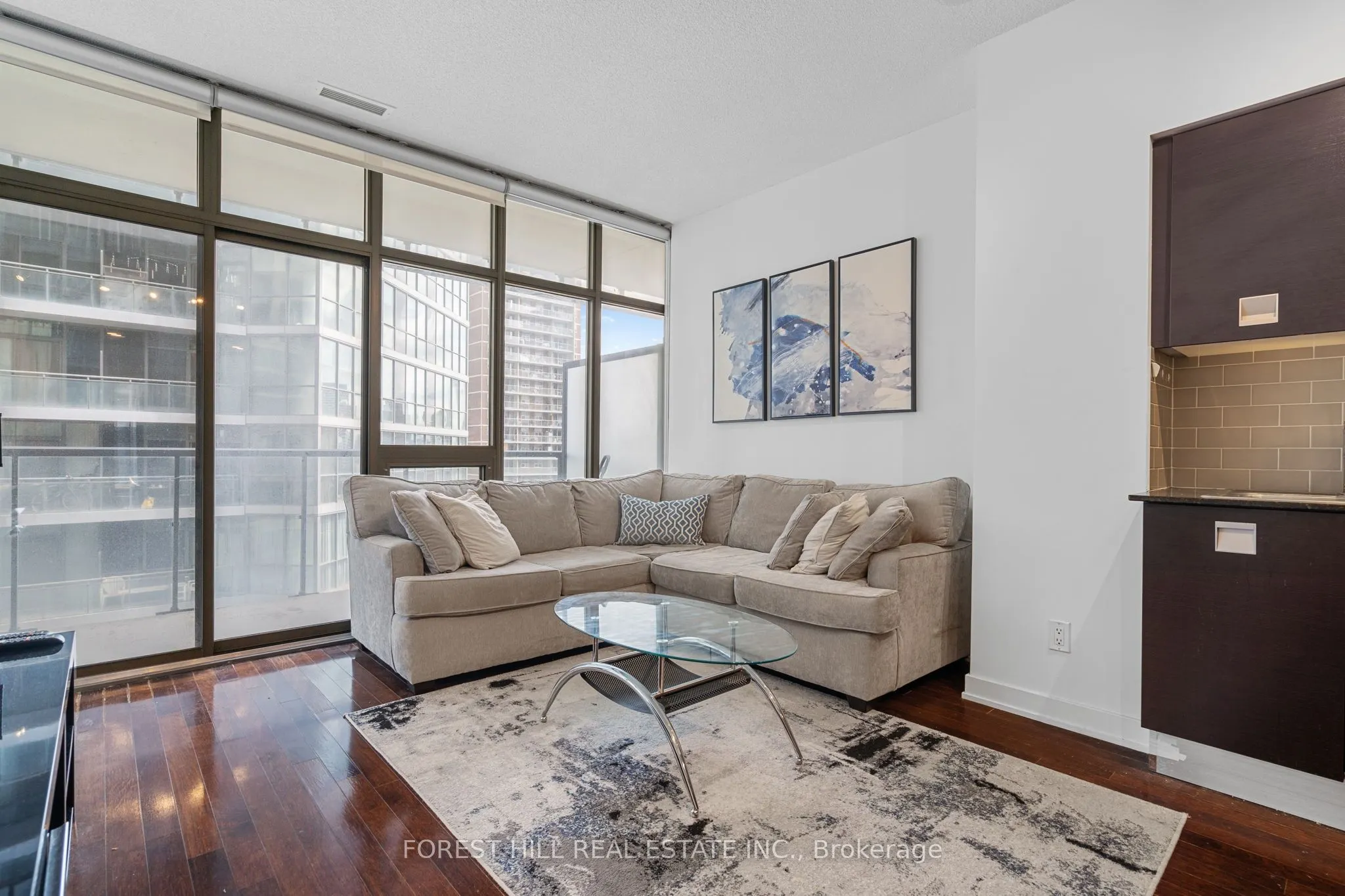 33 Charles Street, #1101