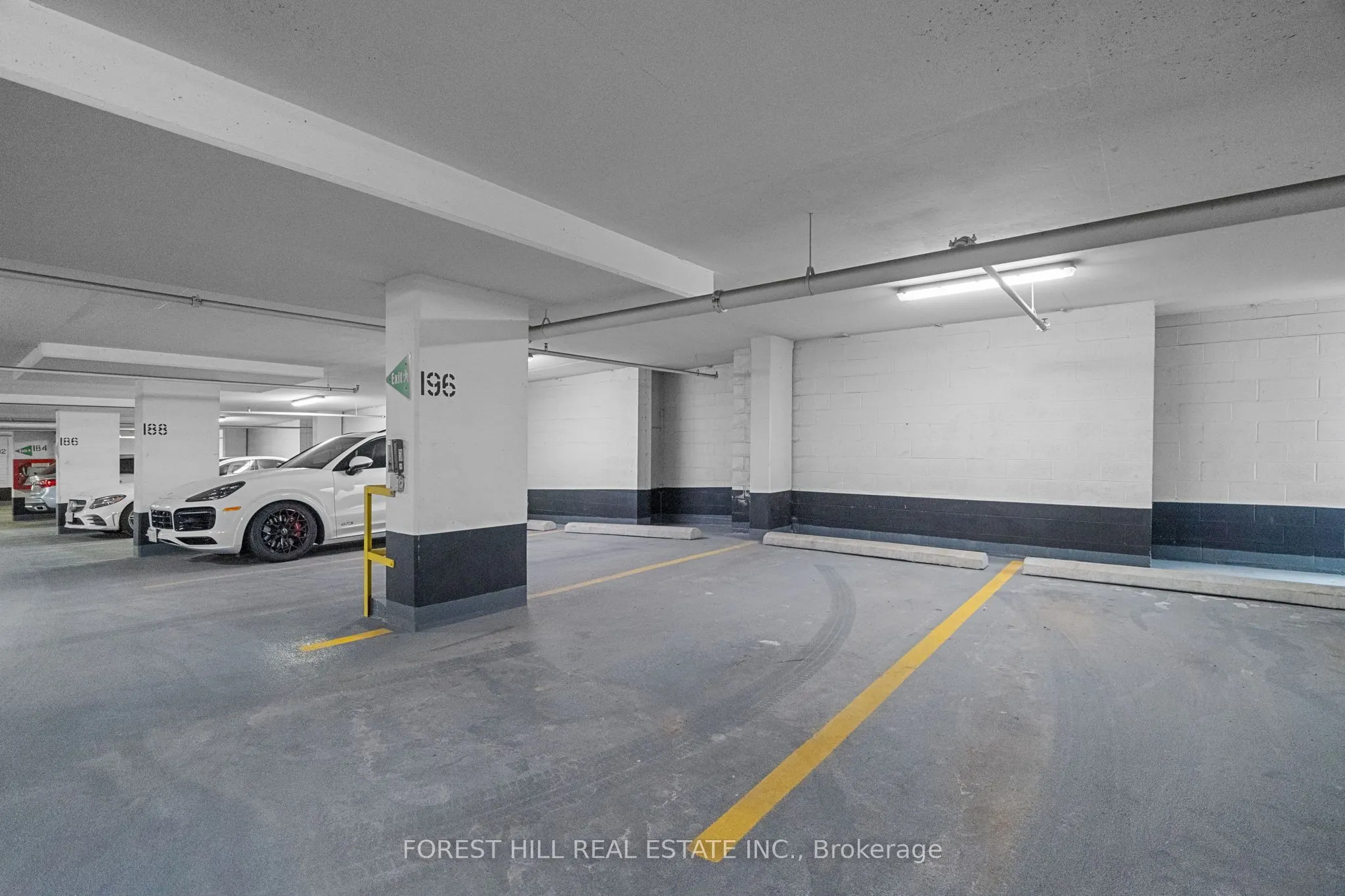 33 Charles Street, #1101