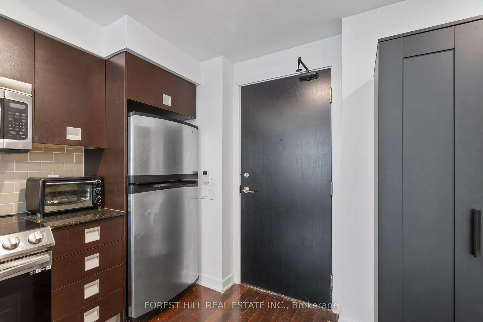 33 Charles Street, #1101