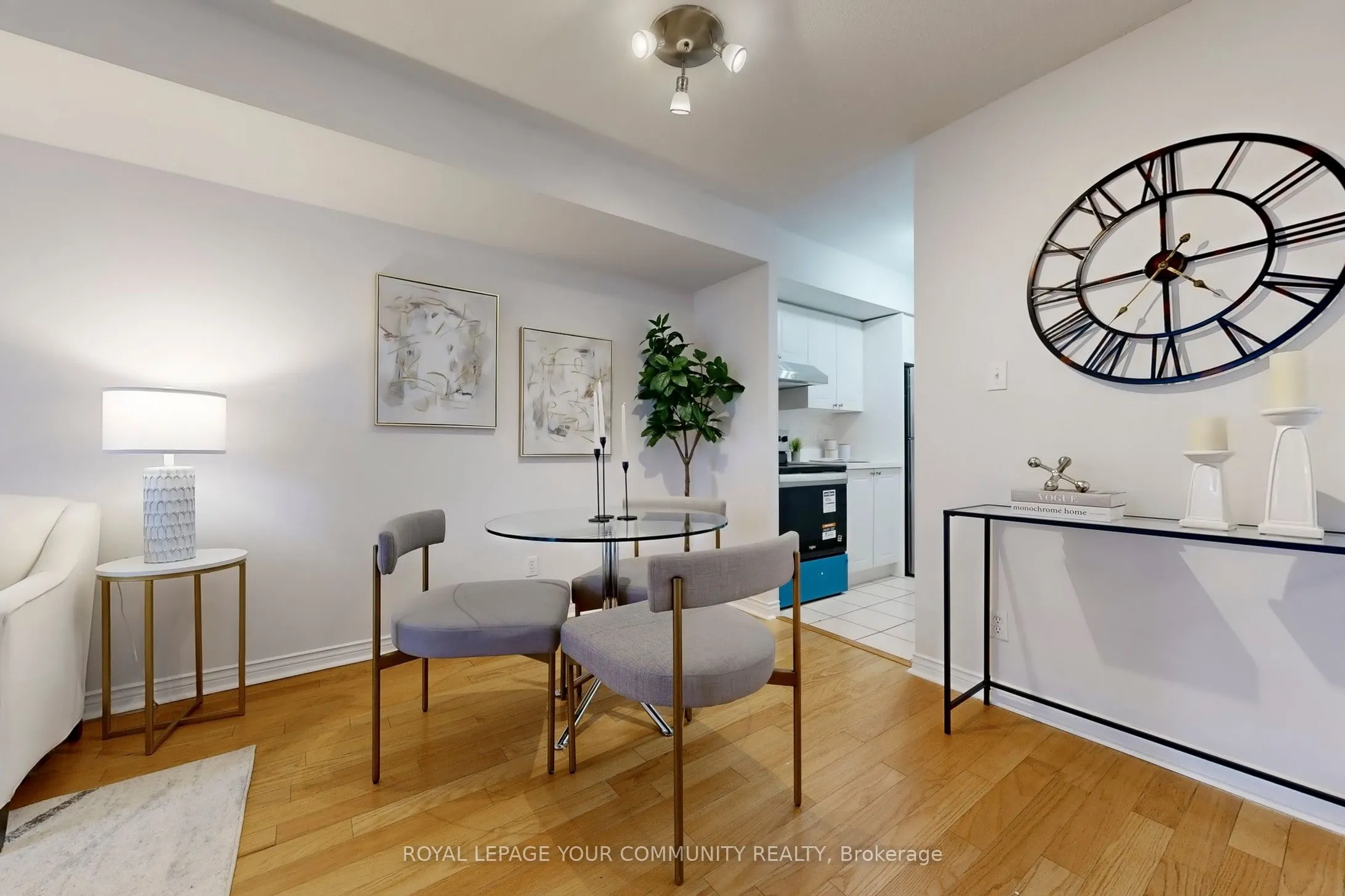 260 Doris Avenue, #1201