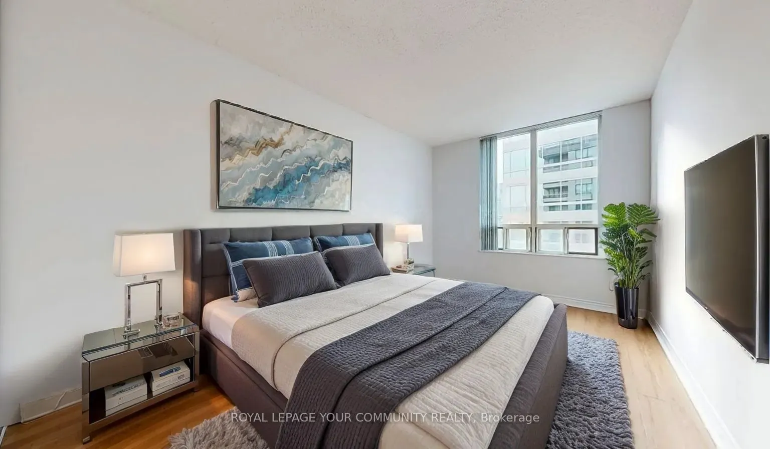 260 Doris Avenue, #1201