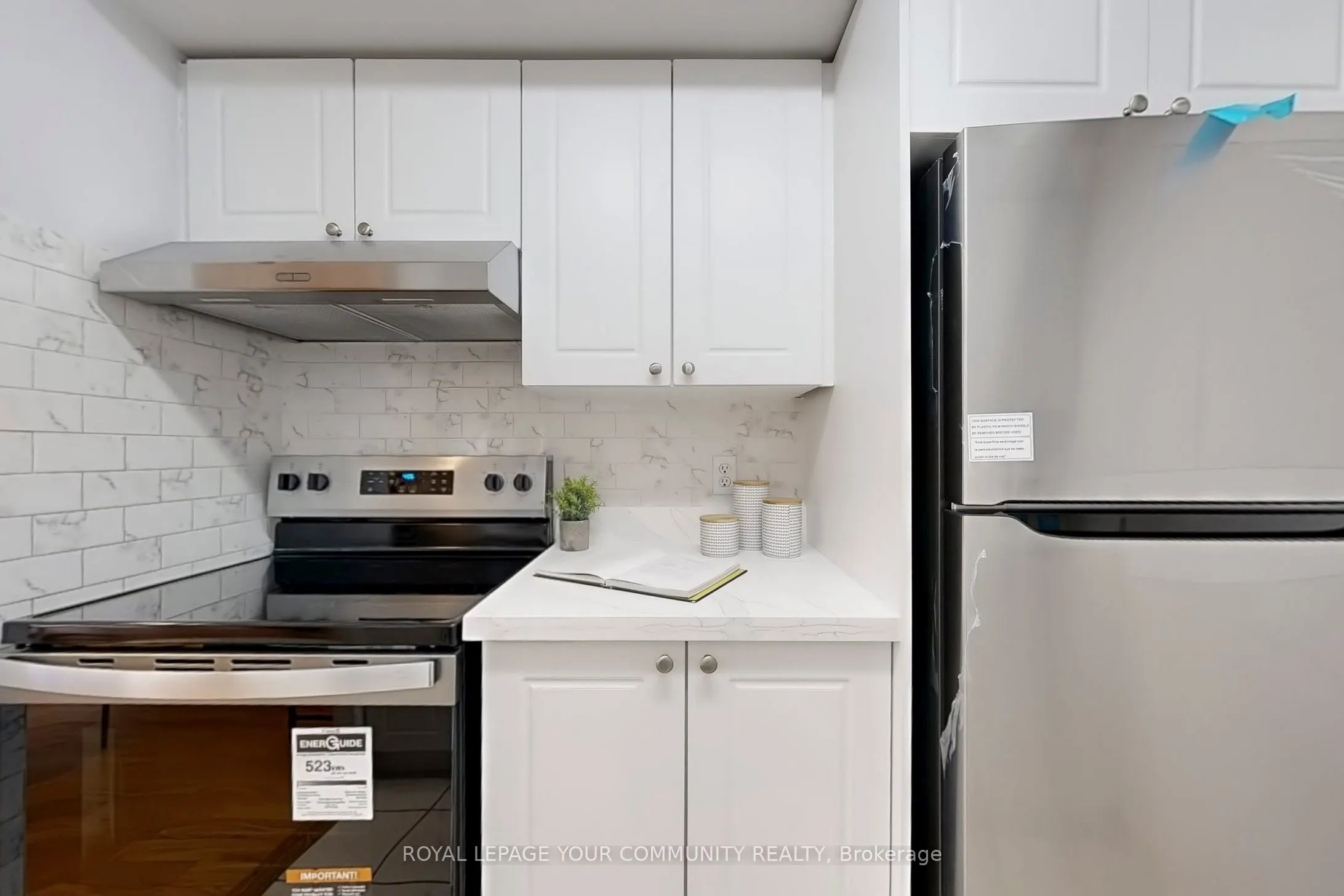 260 Doris Avenue, #1201