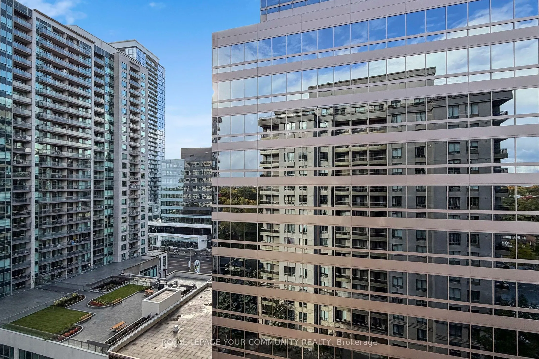 260 Doris Avenue, #1201