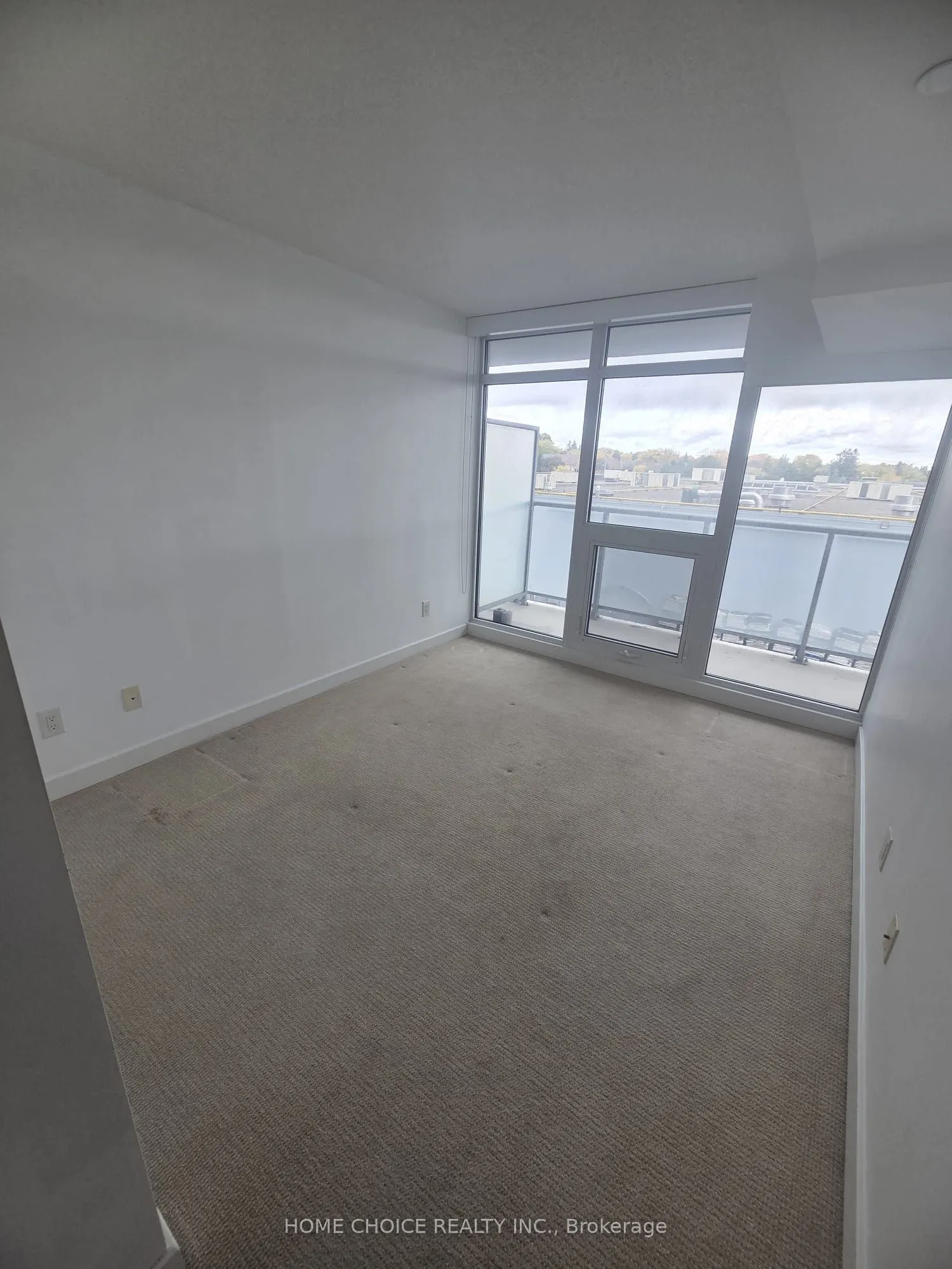 72 Esther Shiner Boulevard, #311