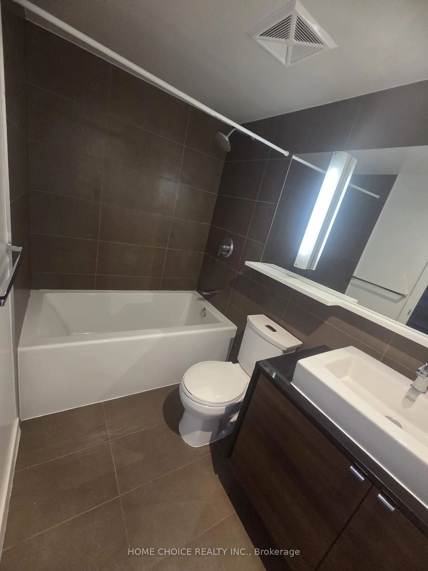 72 Esther Shiner Boulevard, #311