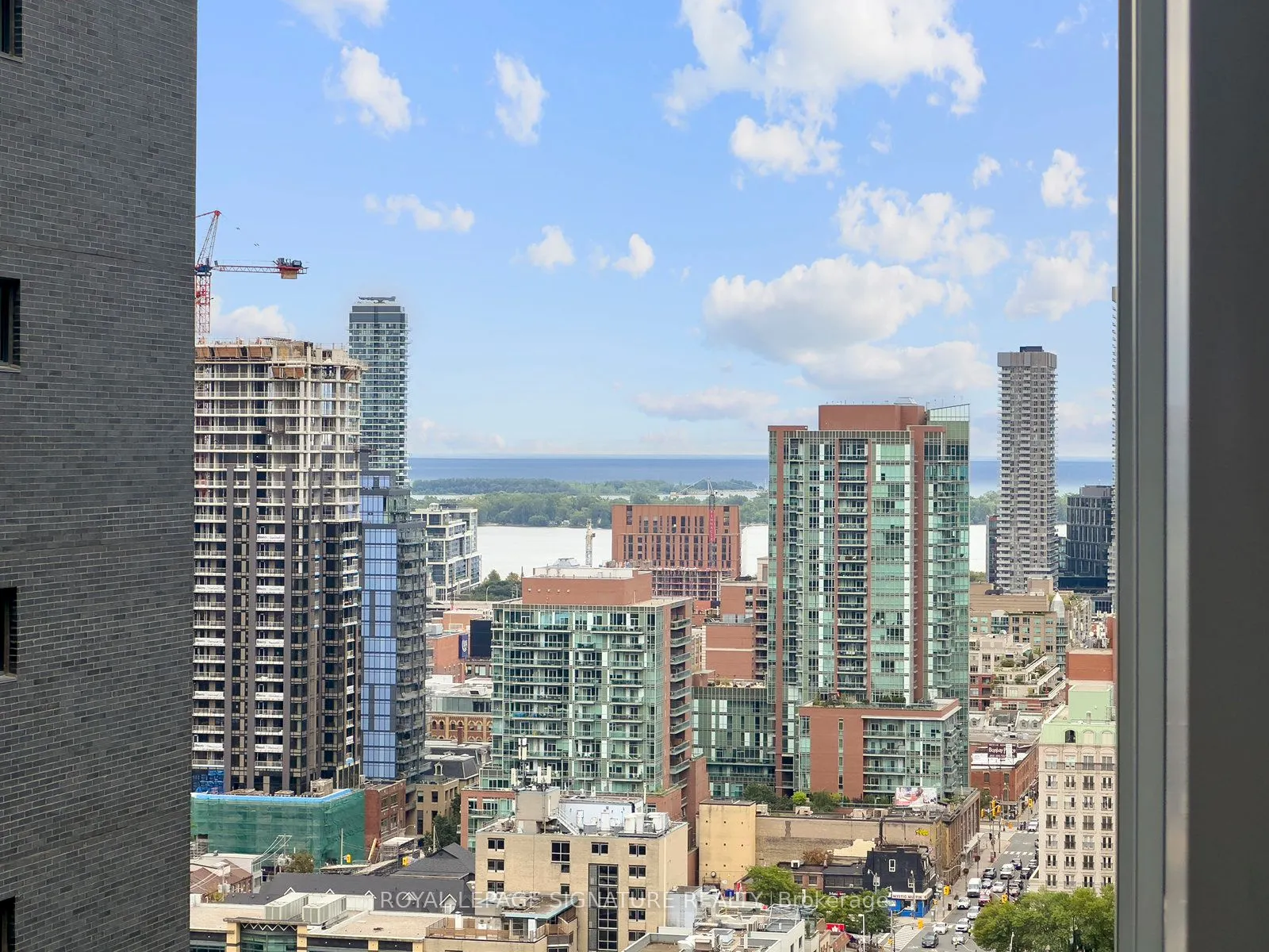 77 Mutual Street, #2501