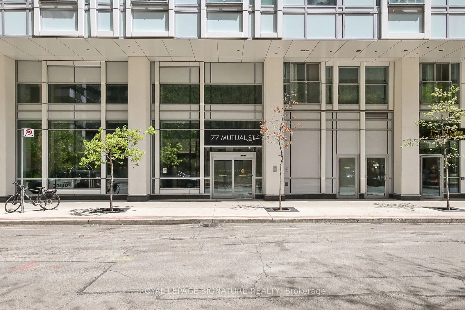 77 Mutual Street, #2501