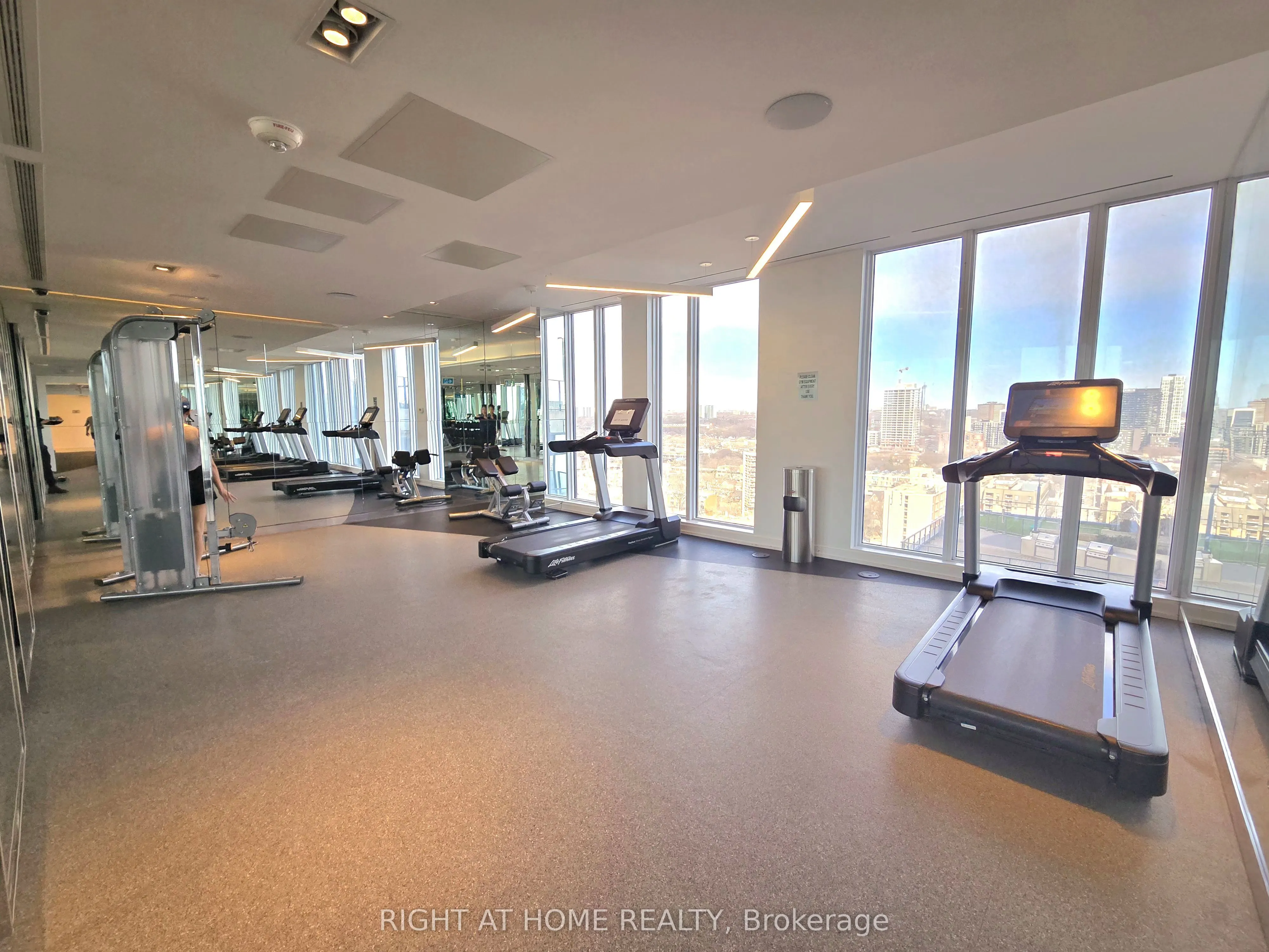 251 Jarvis Street, #931