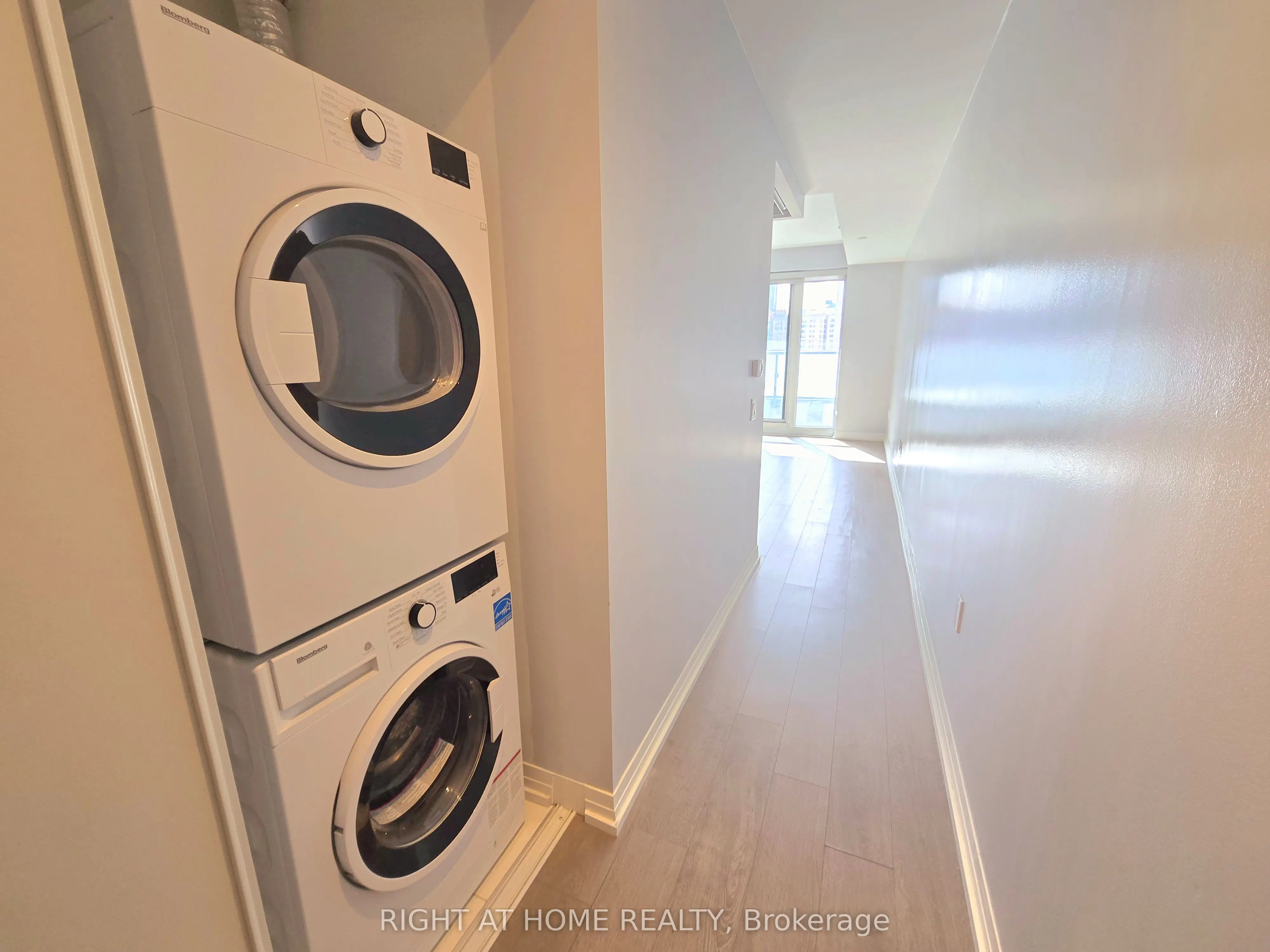 251 Jarvis Street, #931