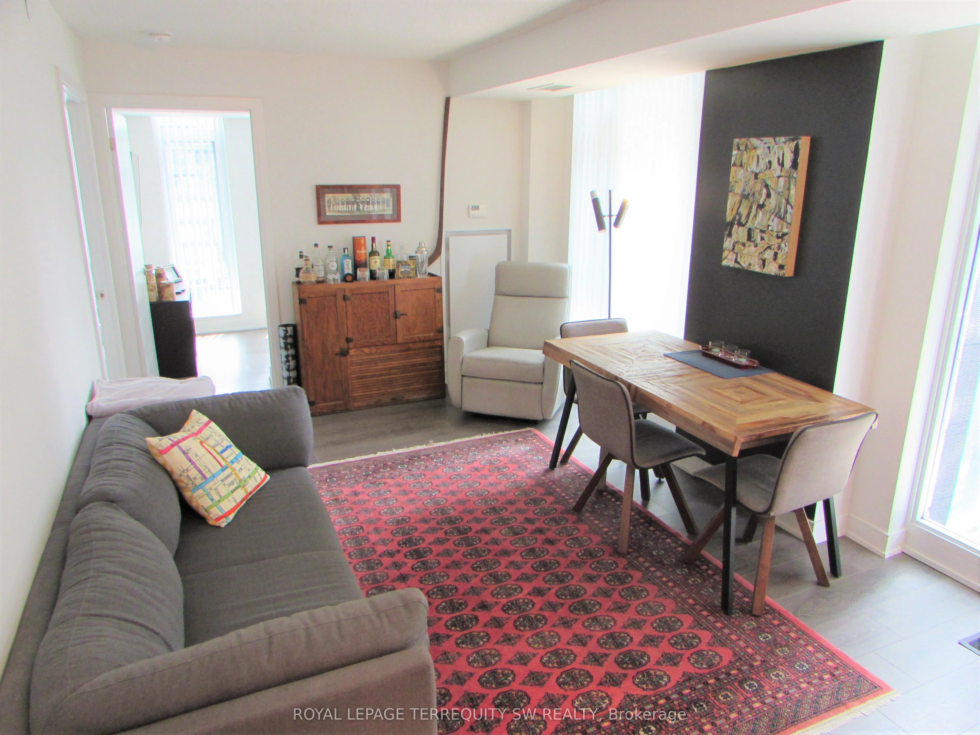 525 Adelaide Street W, #1129