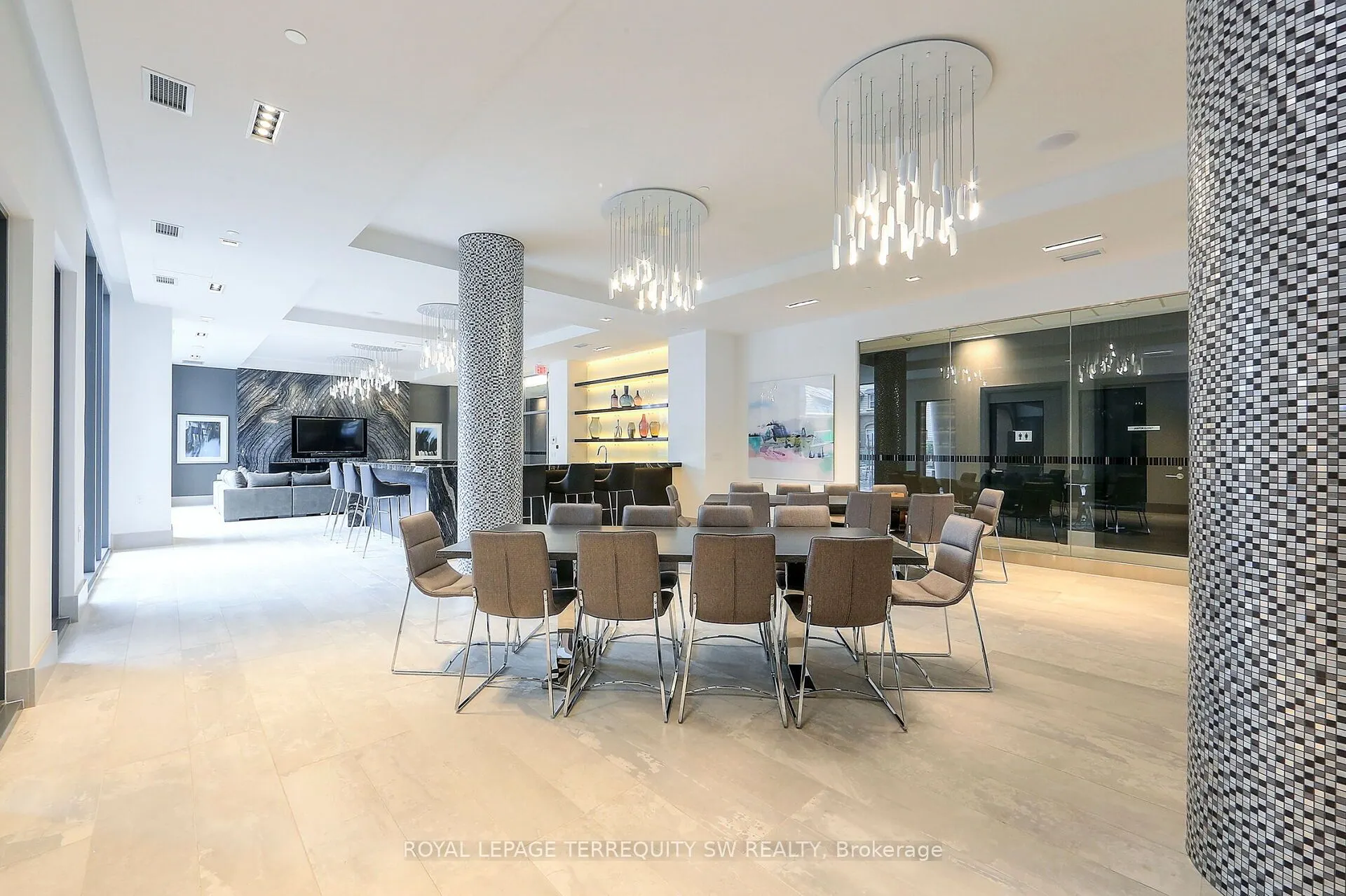 525 Adelaide Street W, #1129