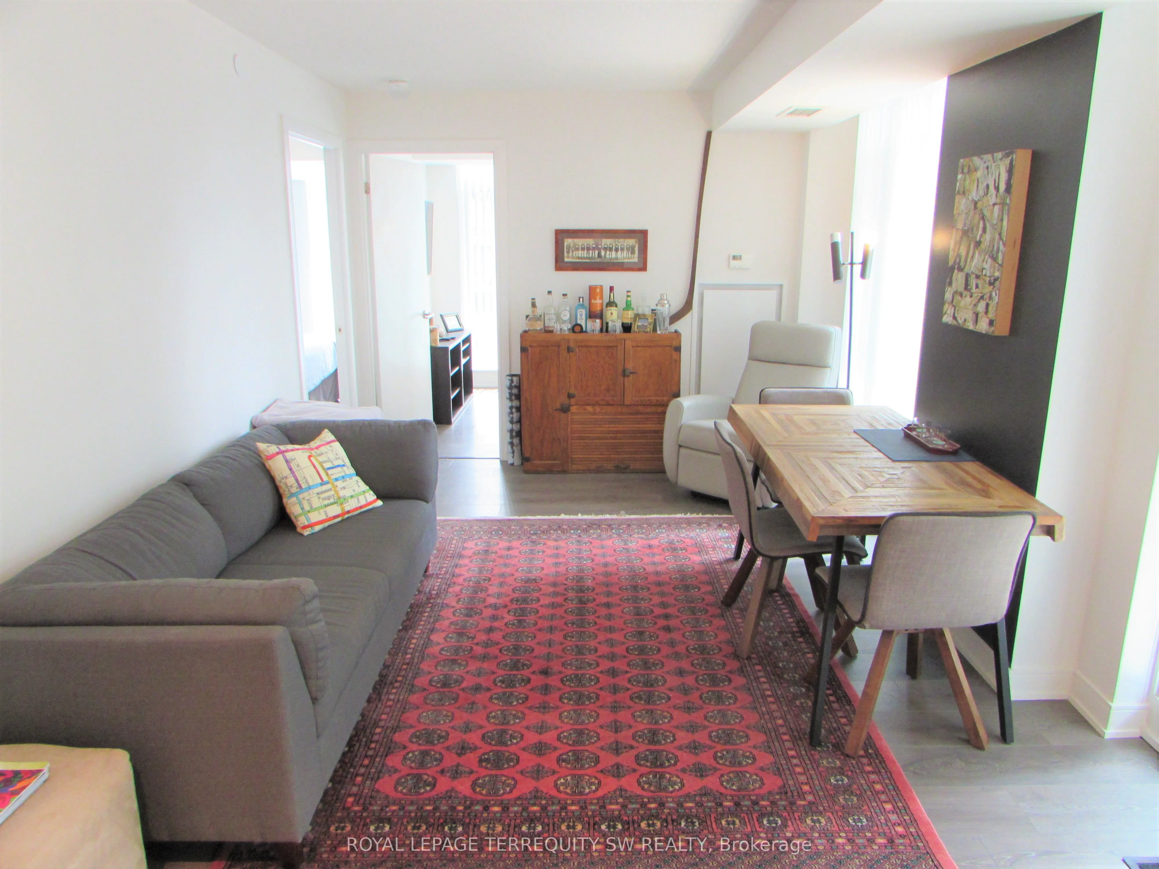 525 Adelaide Street W, #1129