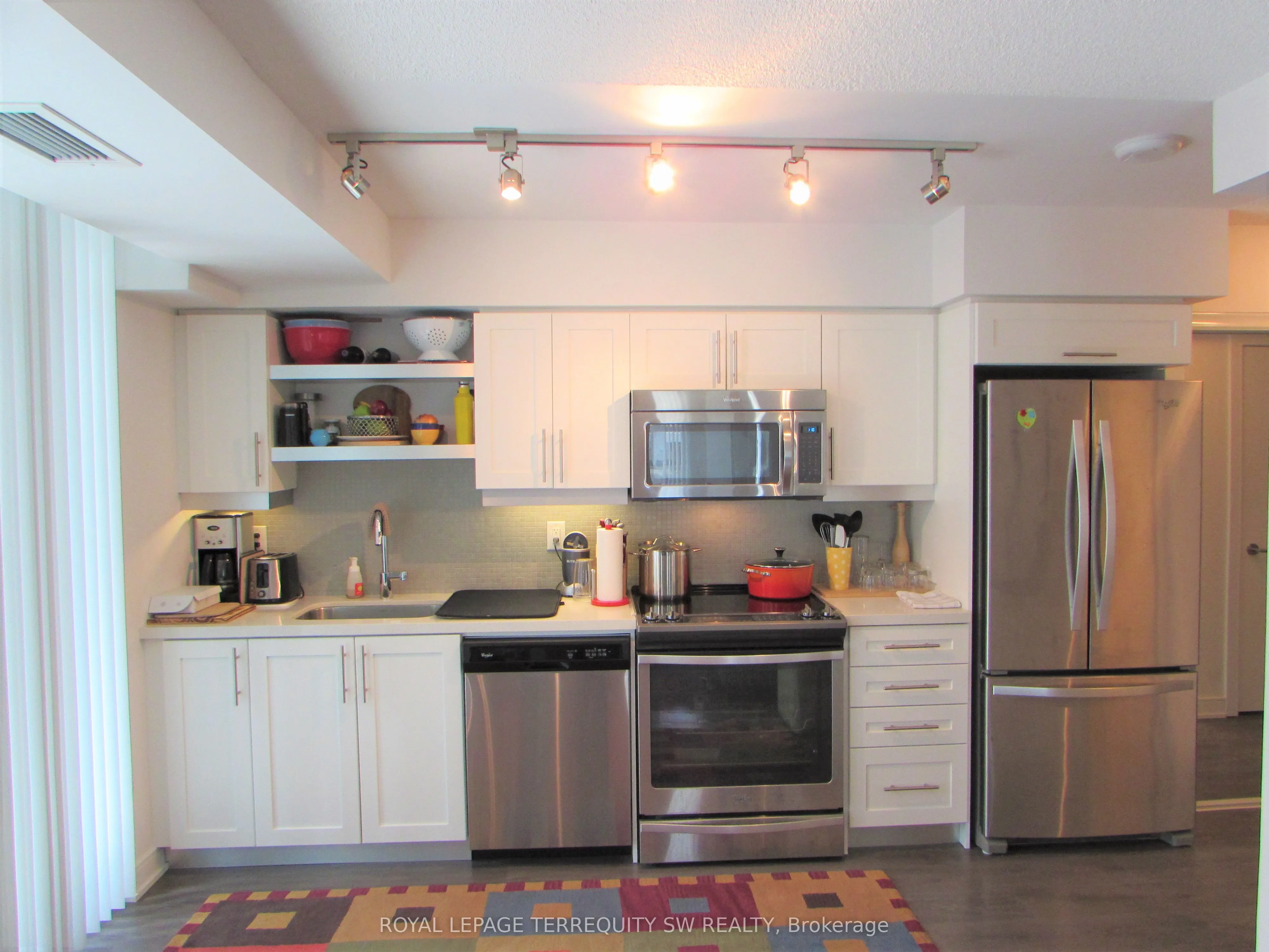 525 Adelaide Street W, #1129