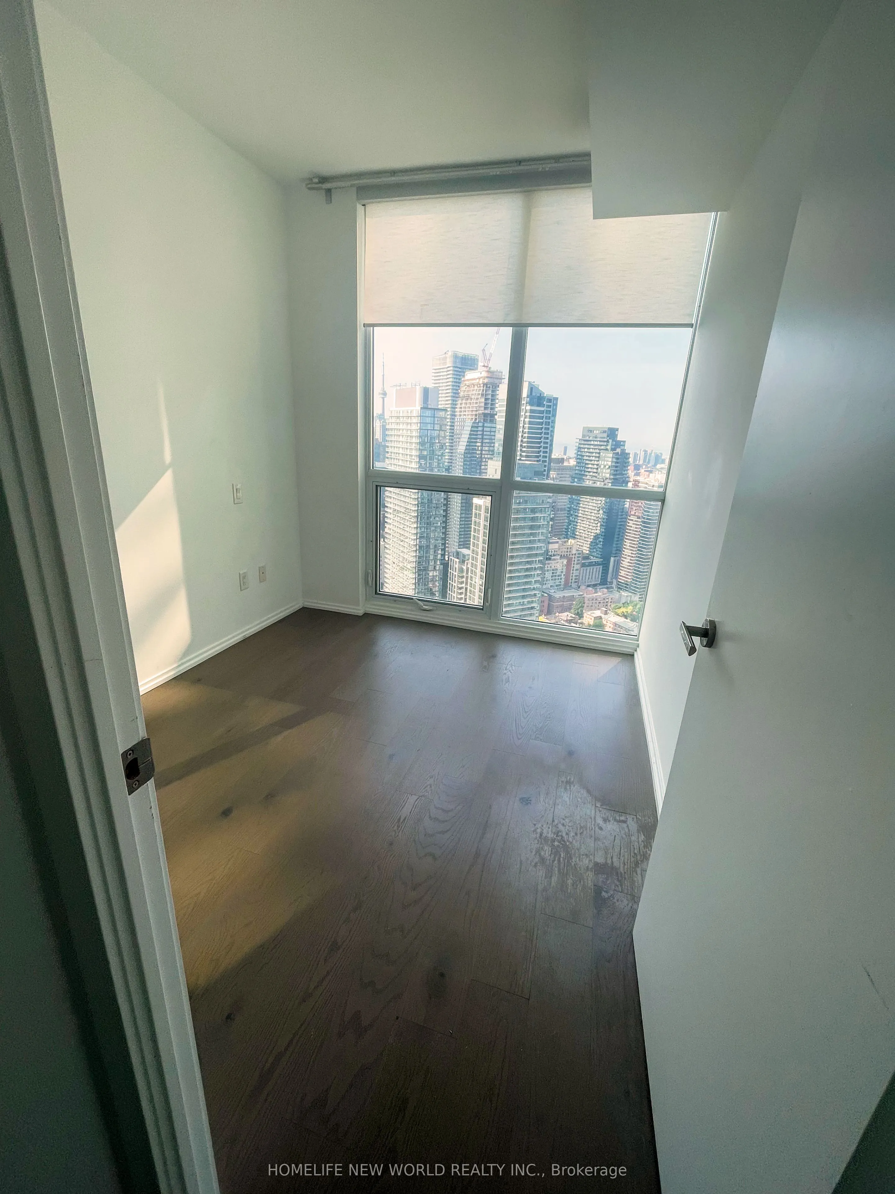 45 Charles Street E, #4702