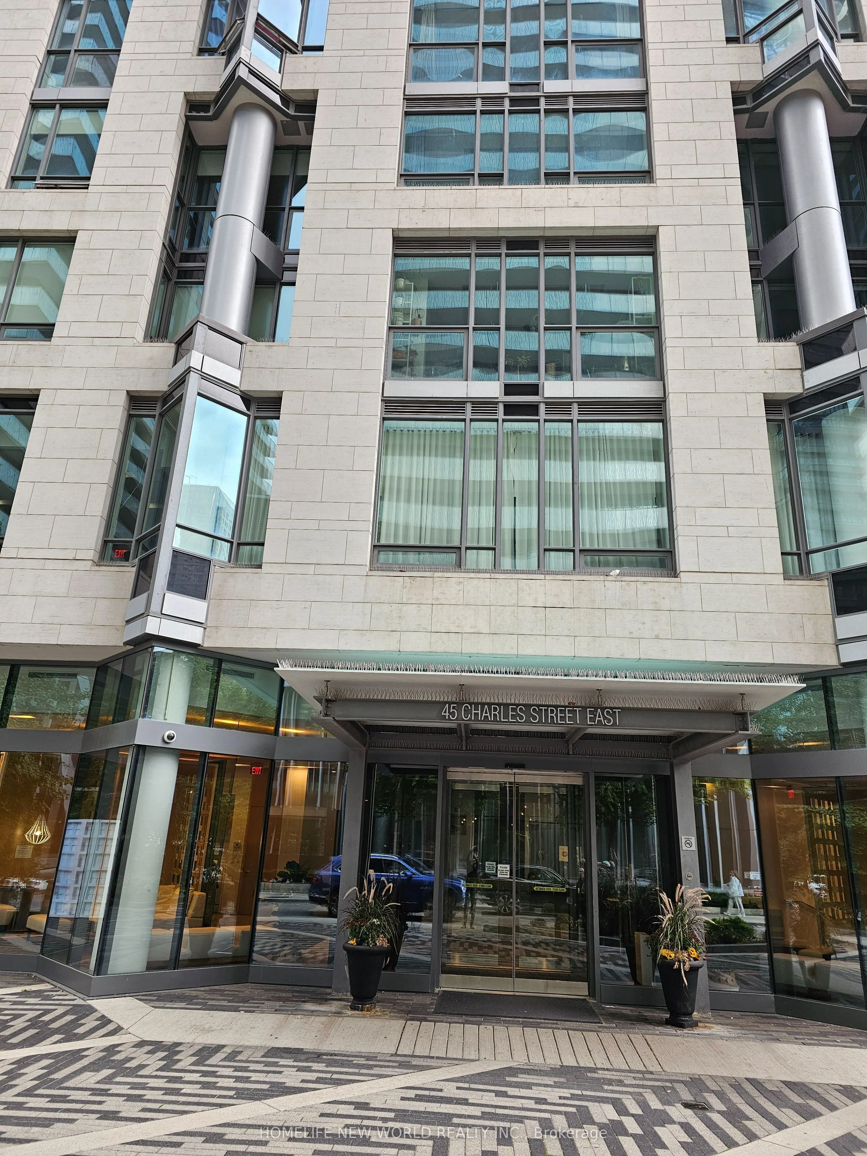 45 Charles Street E, #4702