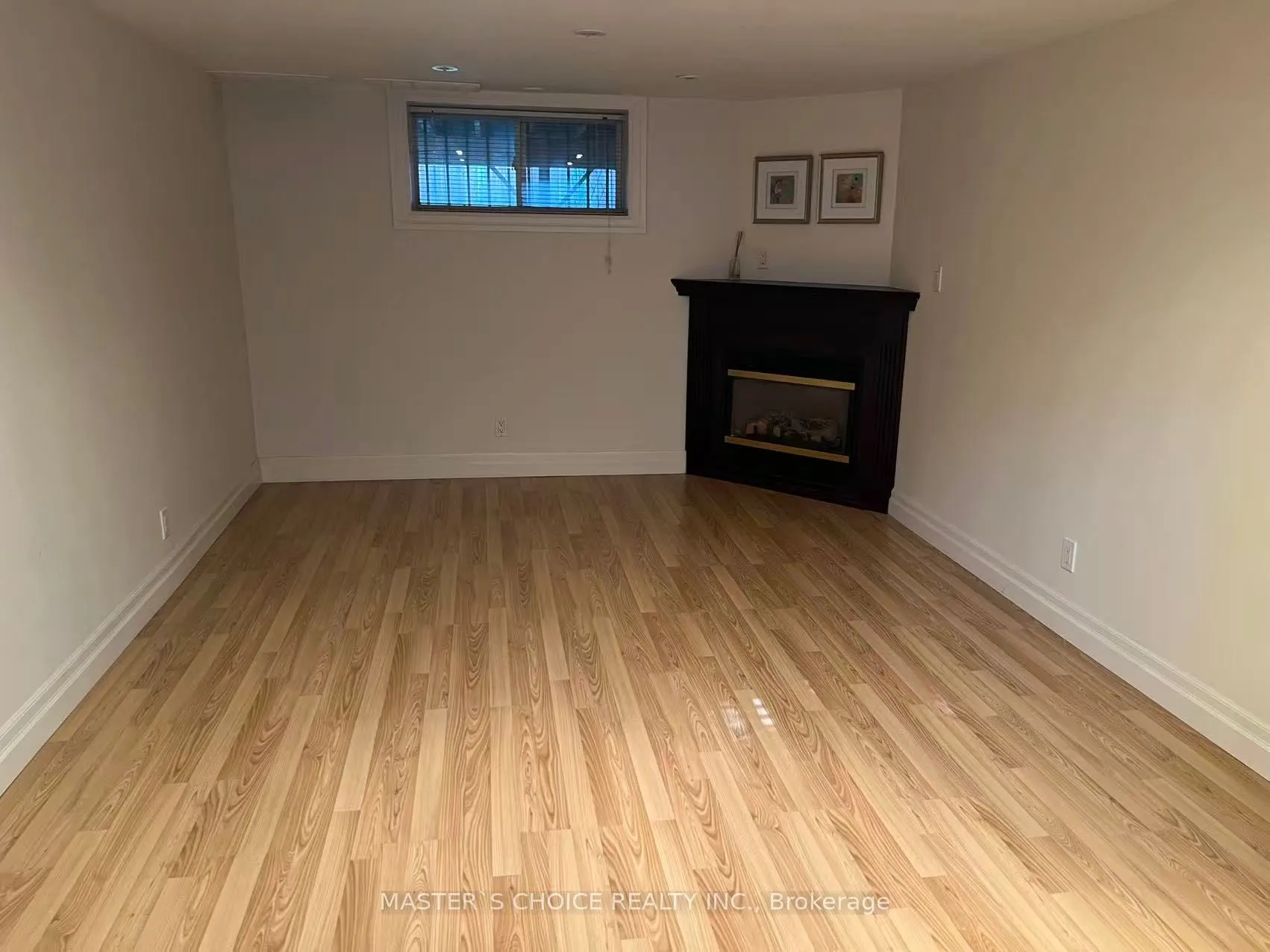 136 Chatsworth Drive