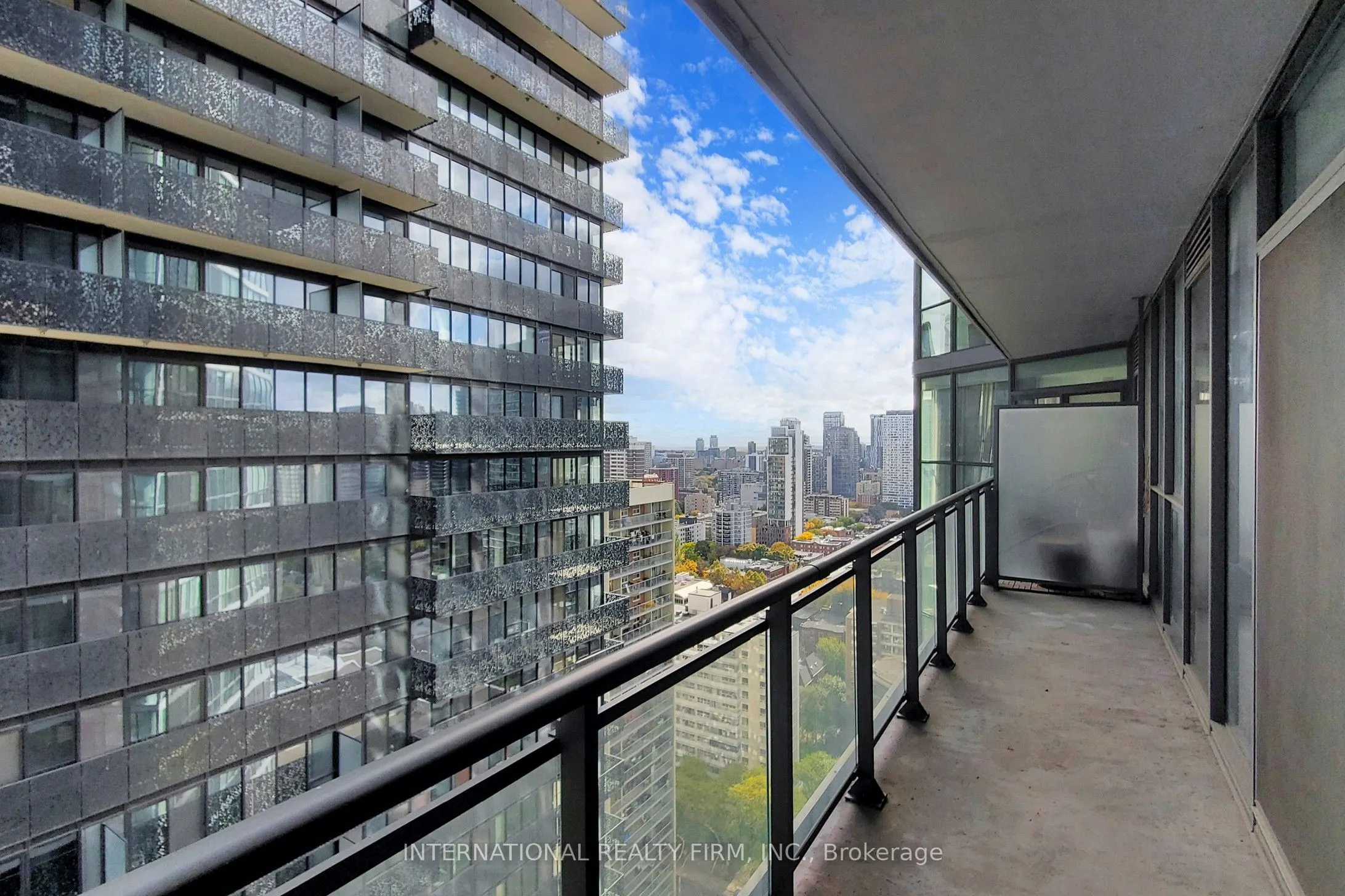 45 Charles Street E, #2911