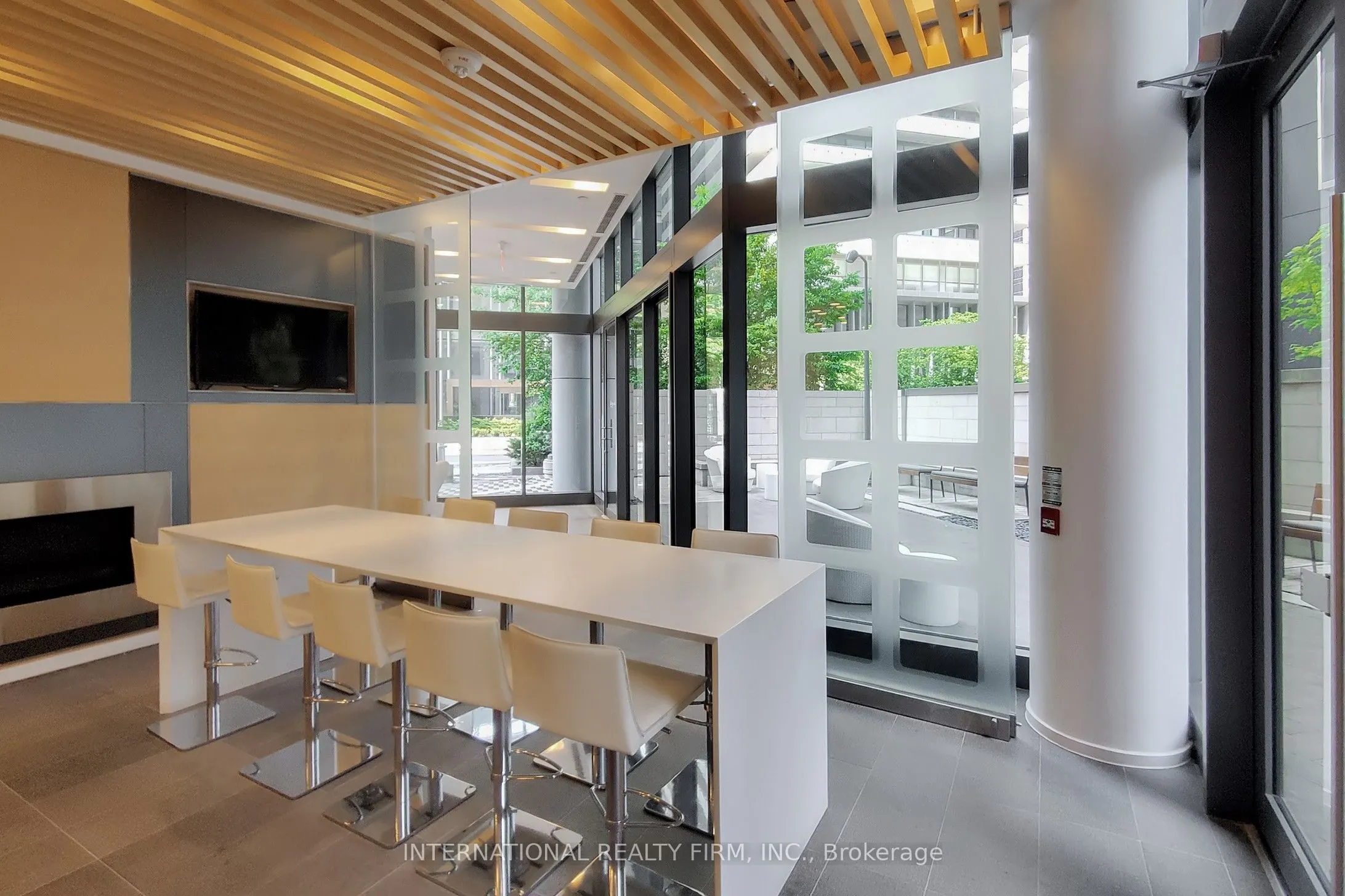 45 Charles Street E, #2911