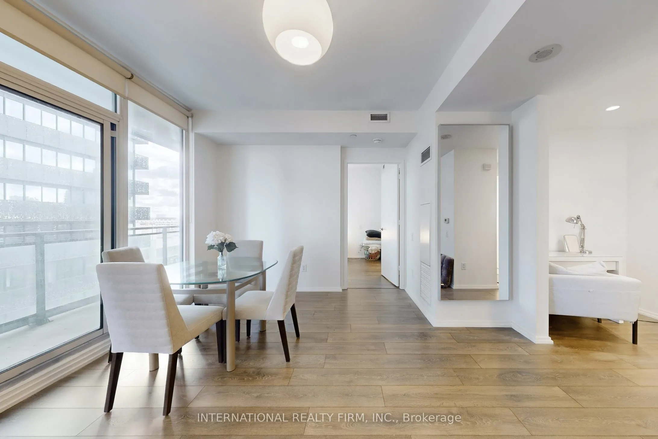 45 Charles Street E, #2911