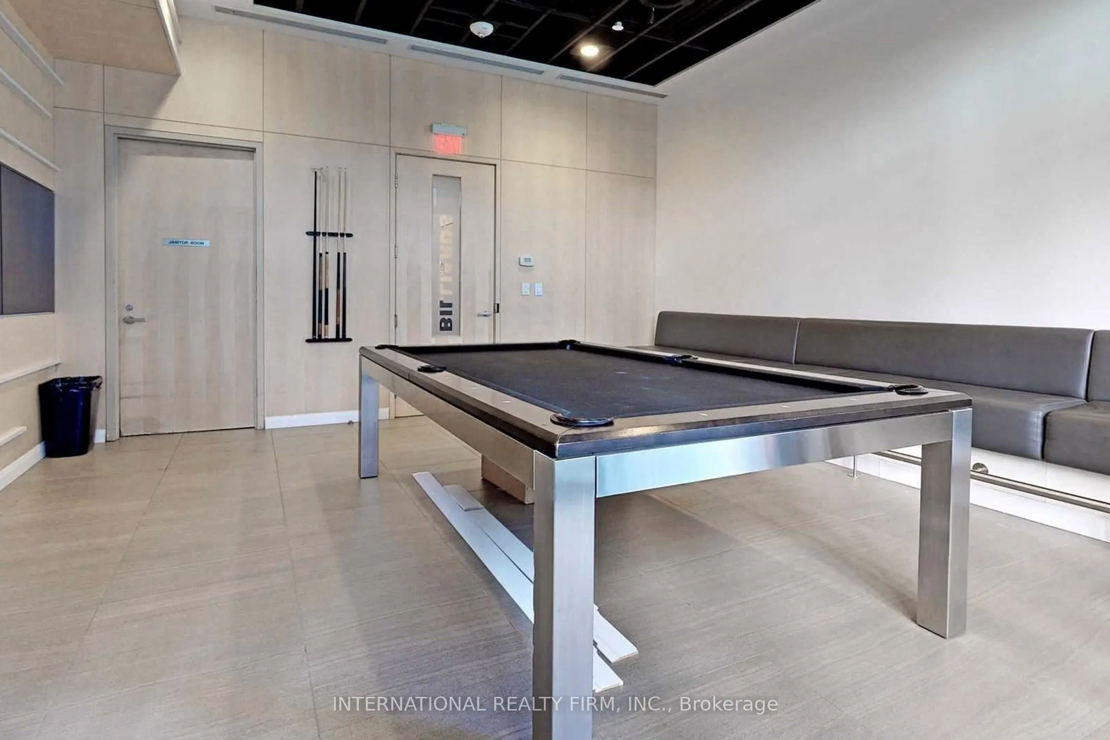 45 Charles Street E, #2911