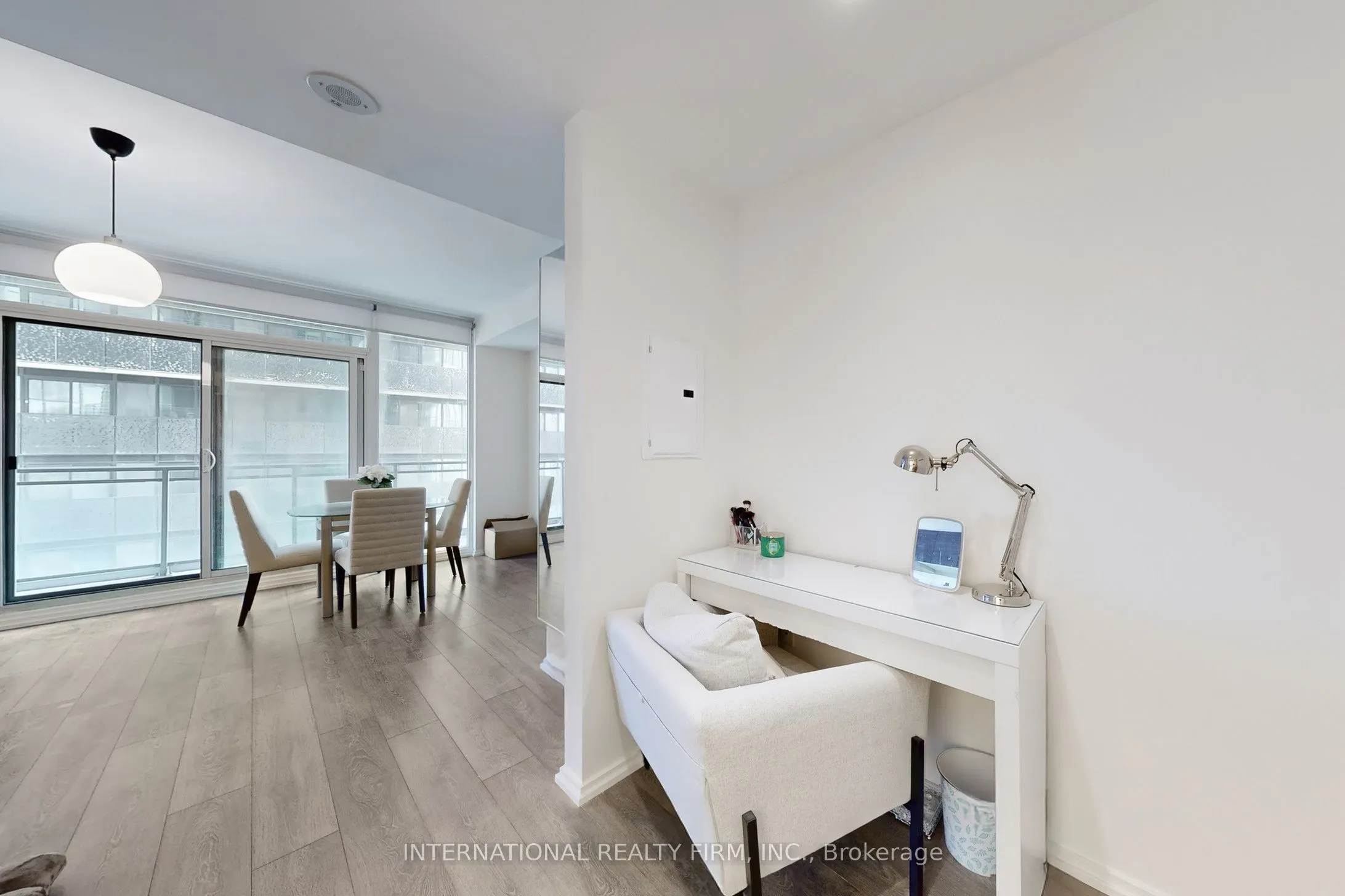 45 Charles Street E, #2911