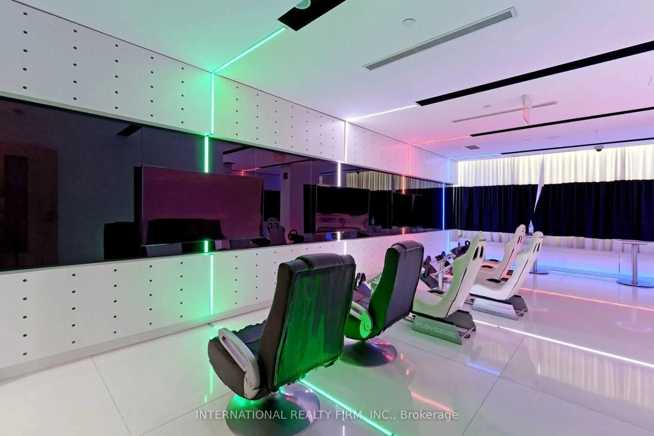 45 Charles Street E, #2911