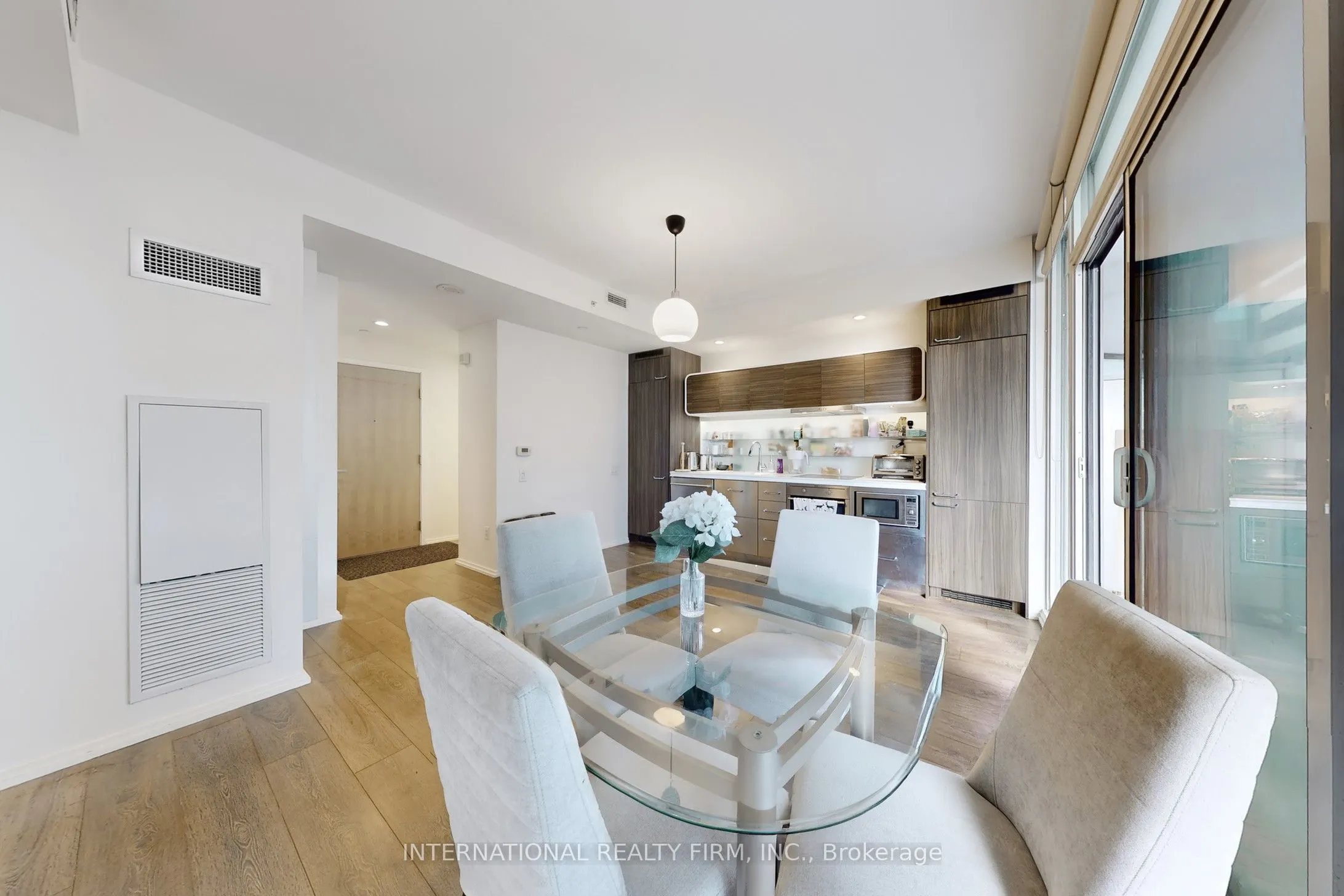 45 Charles Street E, #2911