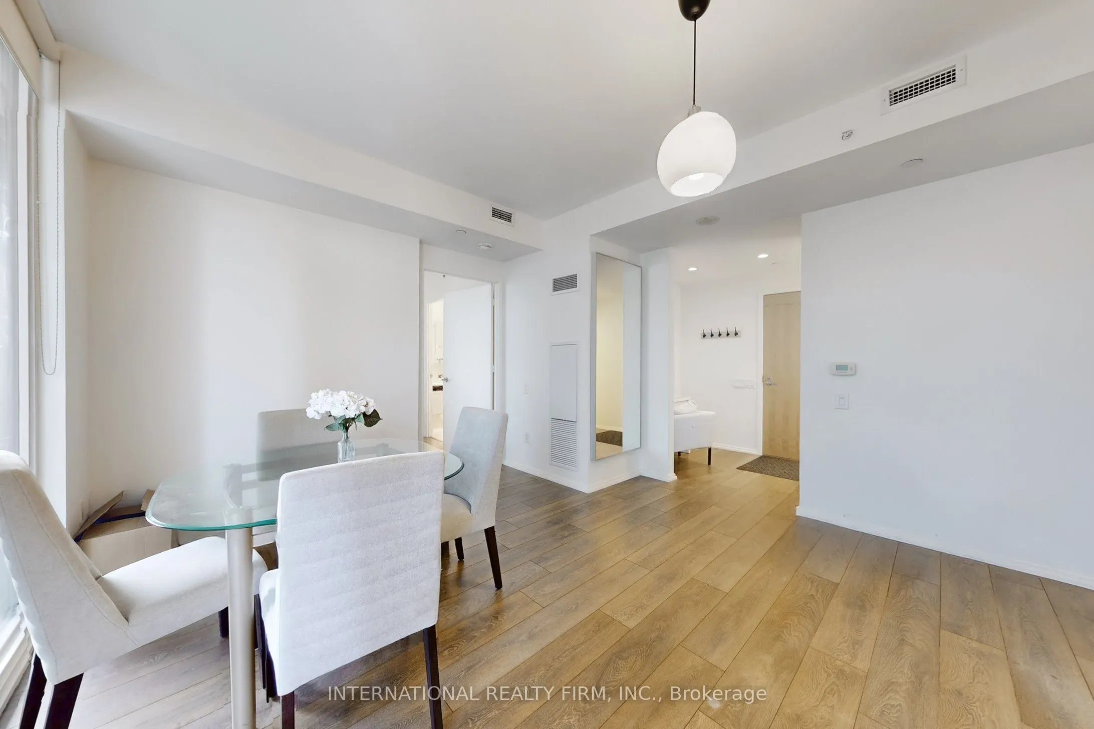 45 Charles Street E, #2911