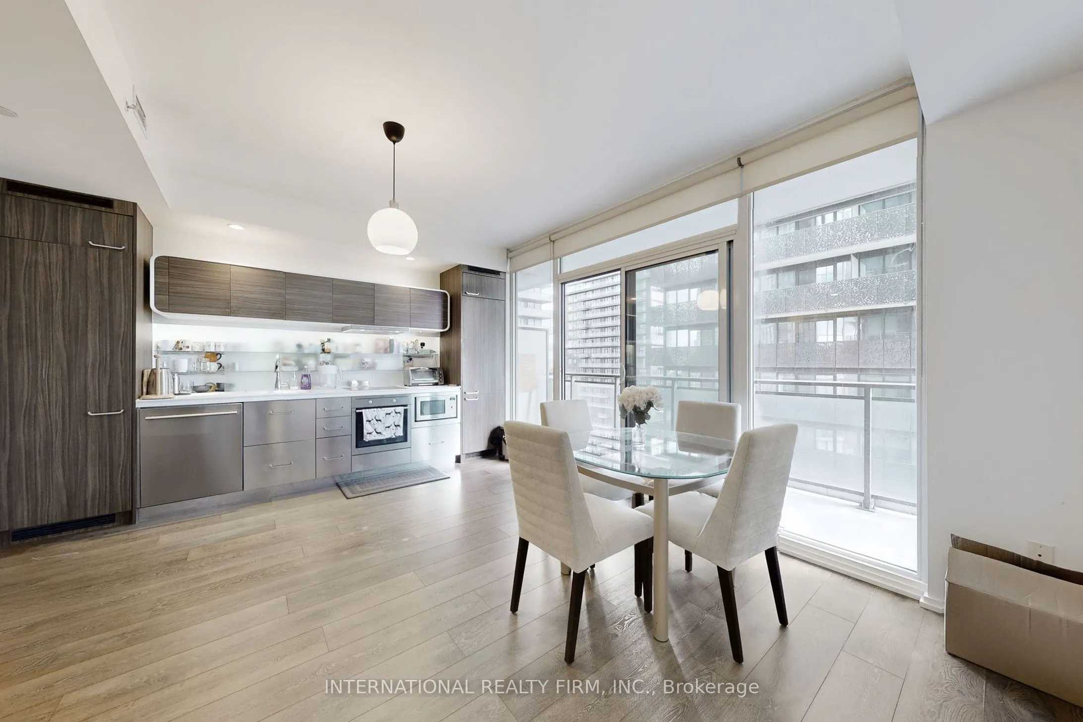 45 Charles Street E, #2911