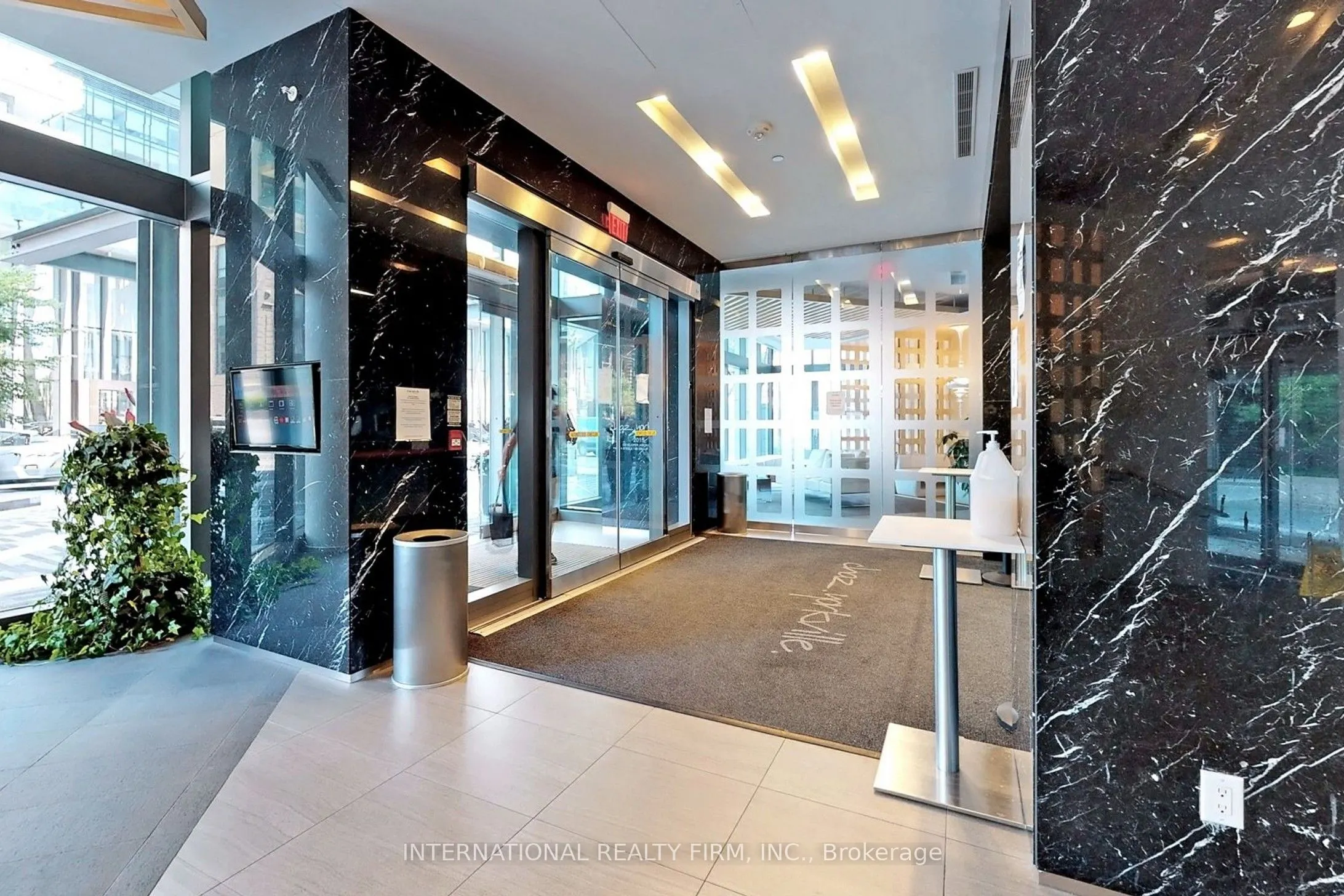 45 Charles Street E, #2911