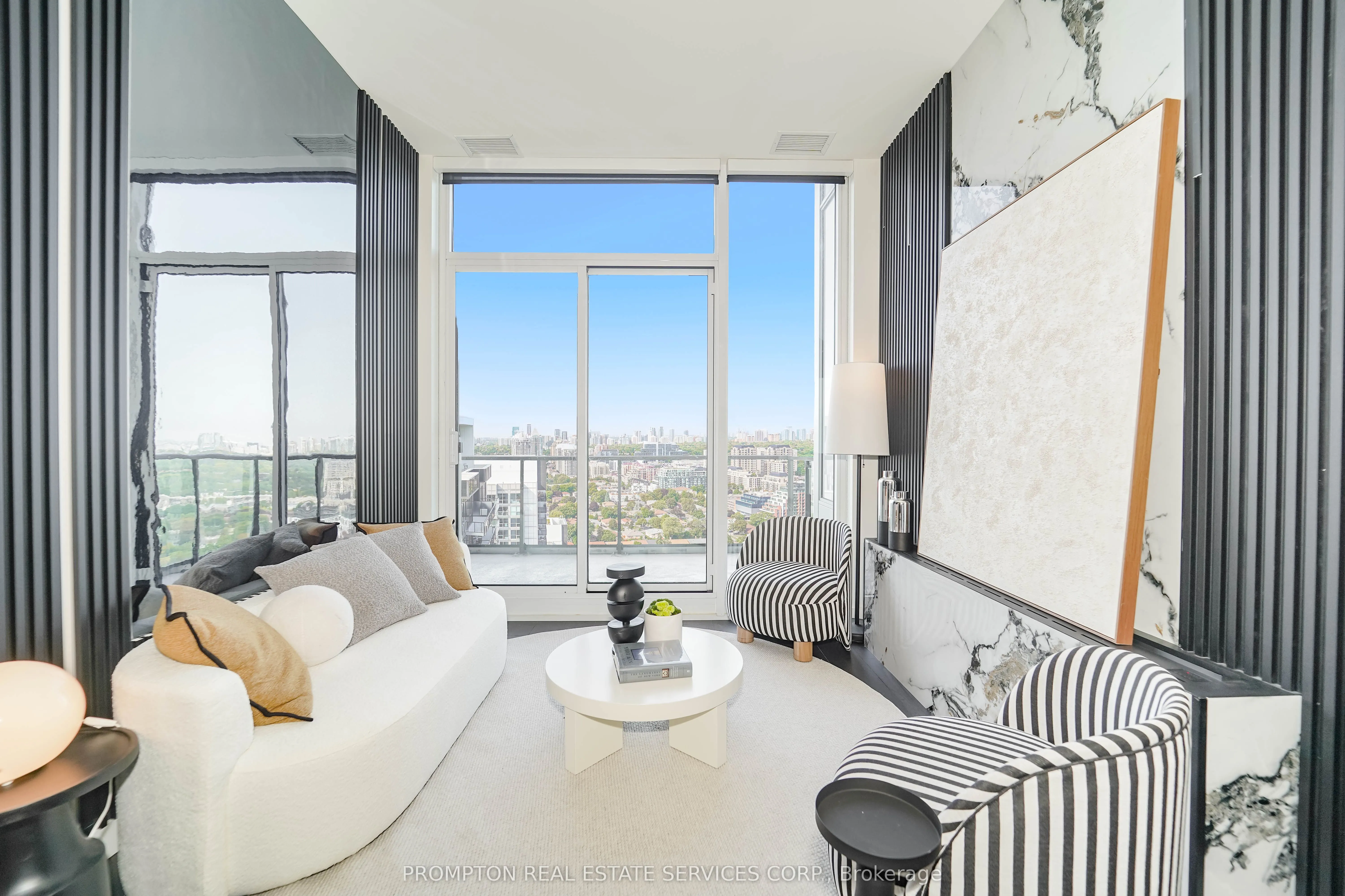 95 McMahon Drive, #PH4106