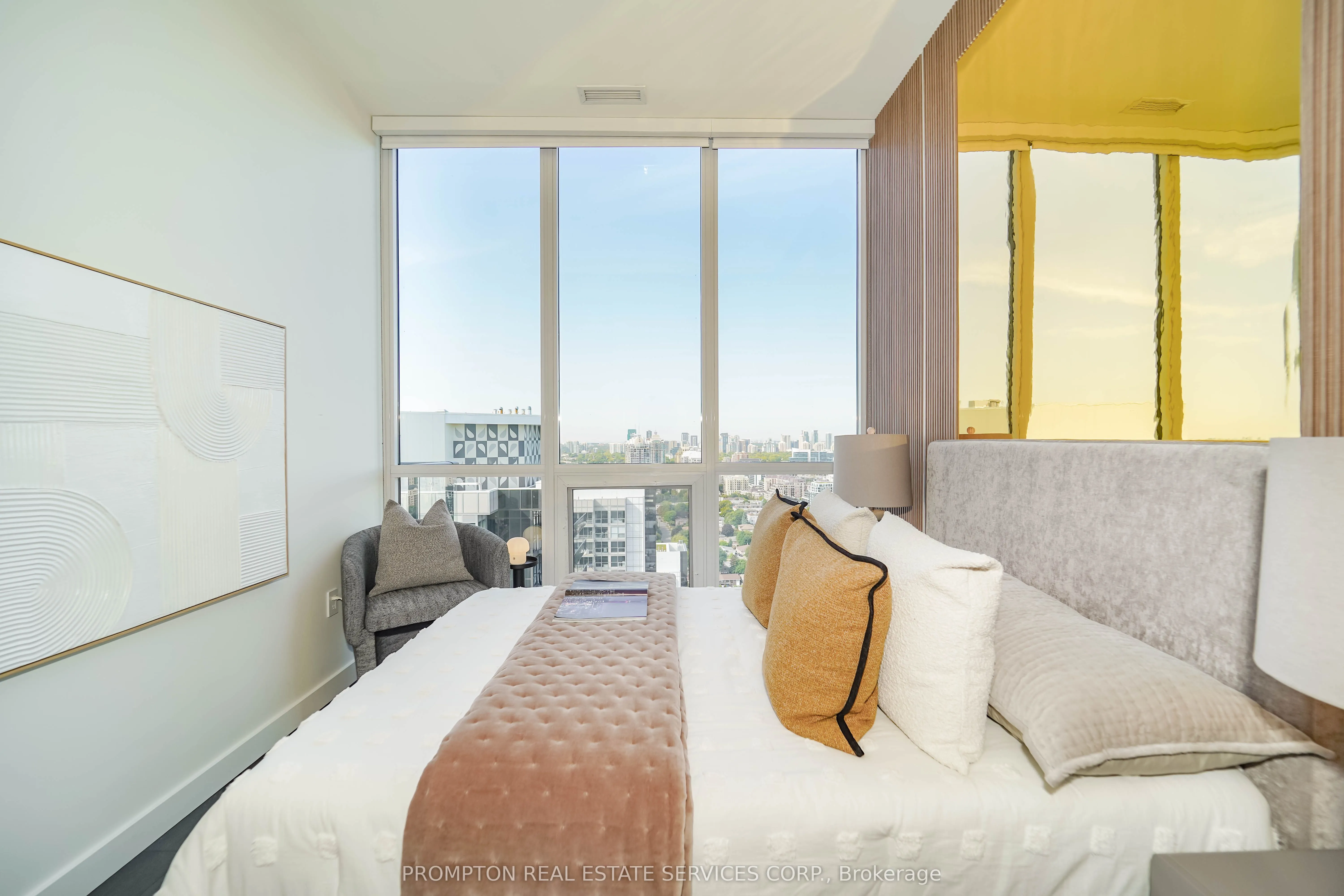 95 McMahon Drive, #PH4106