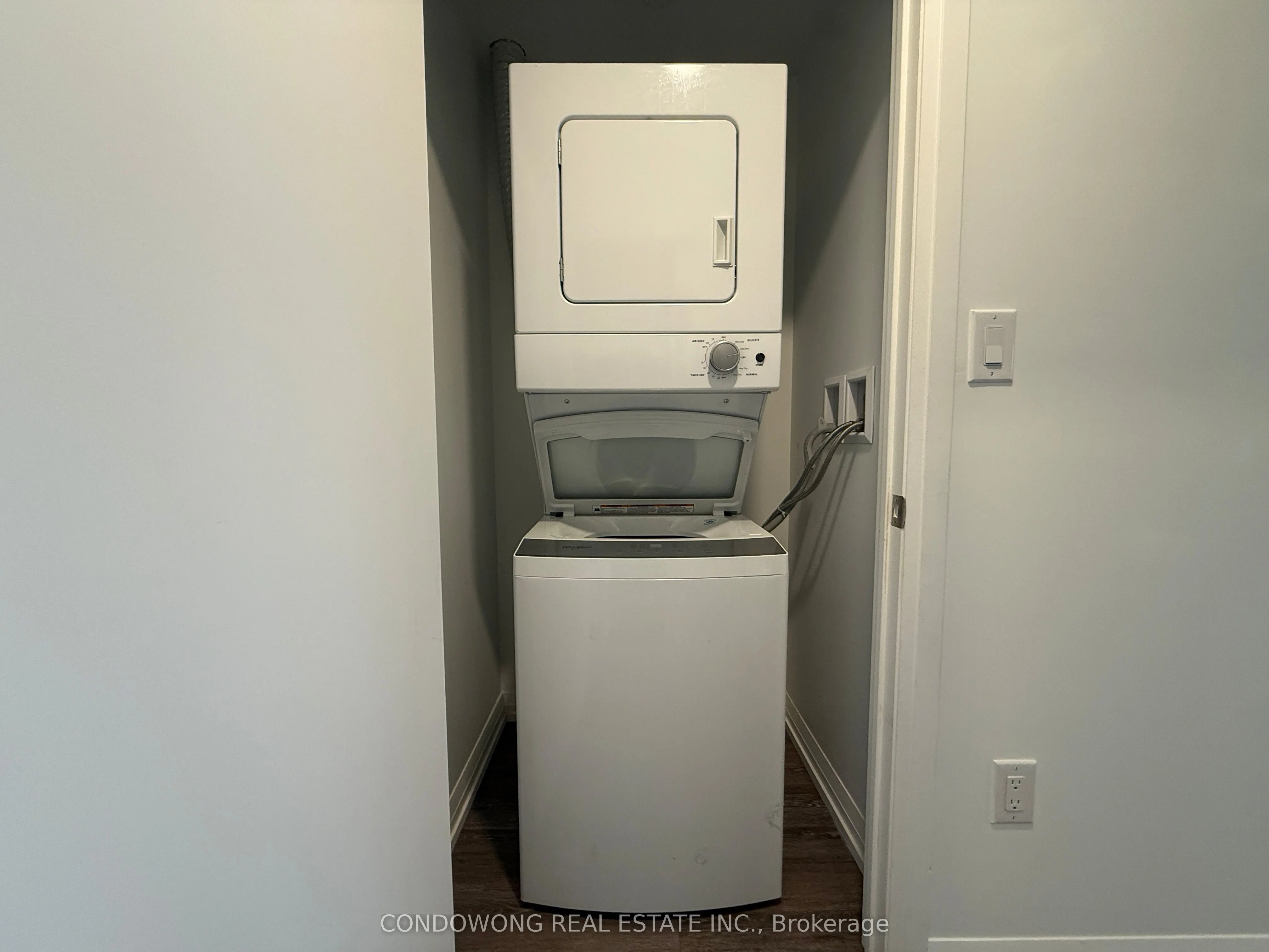 75 Canterbury Place, #715