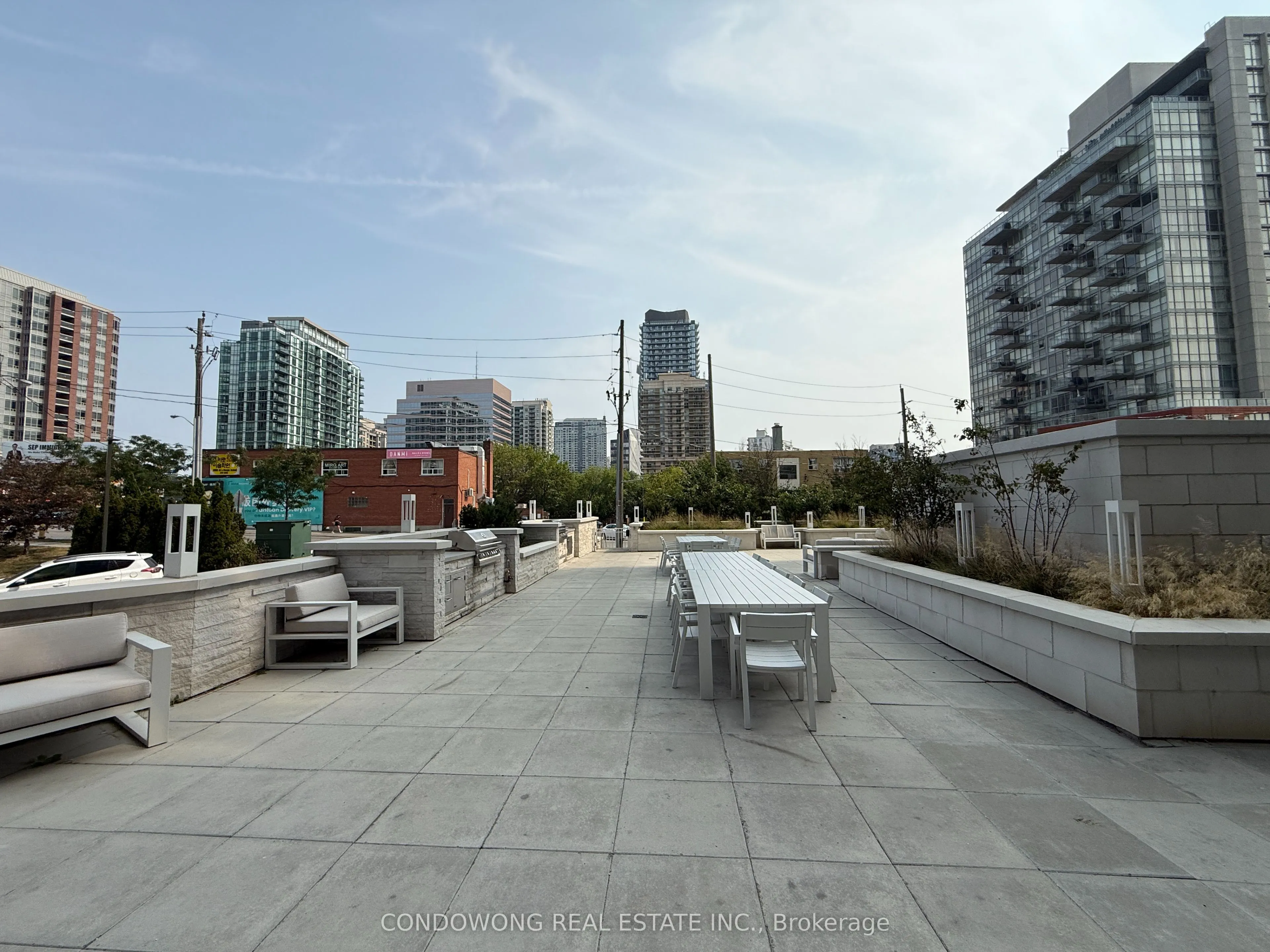 75 Canterbury Place, #715