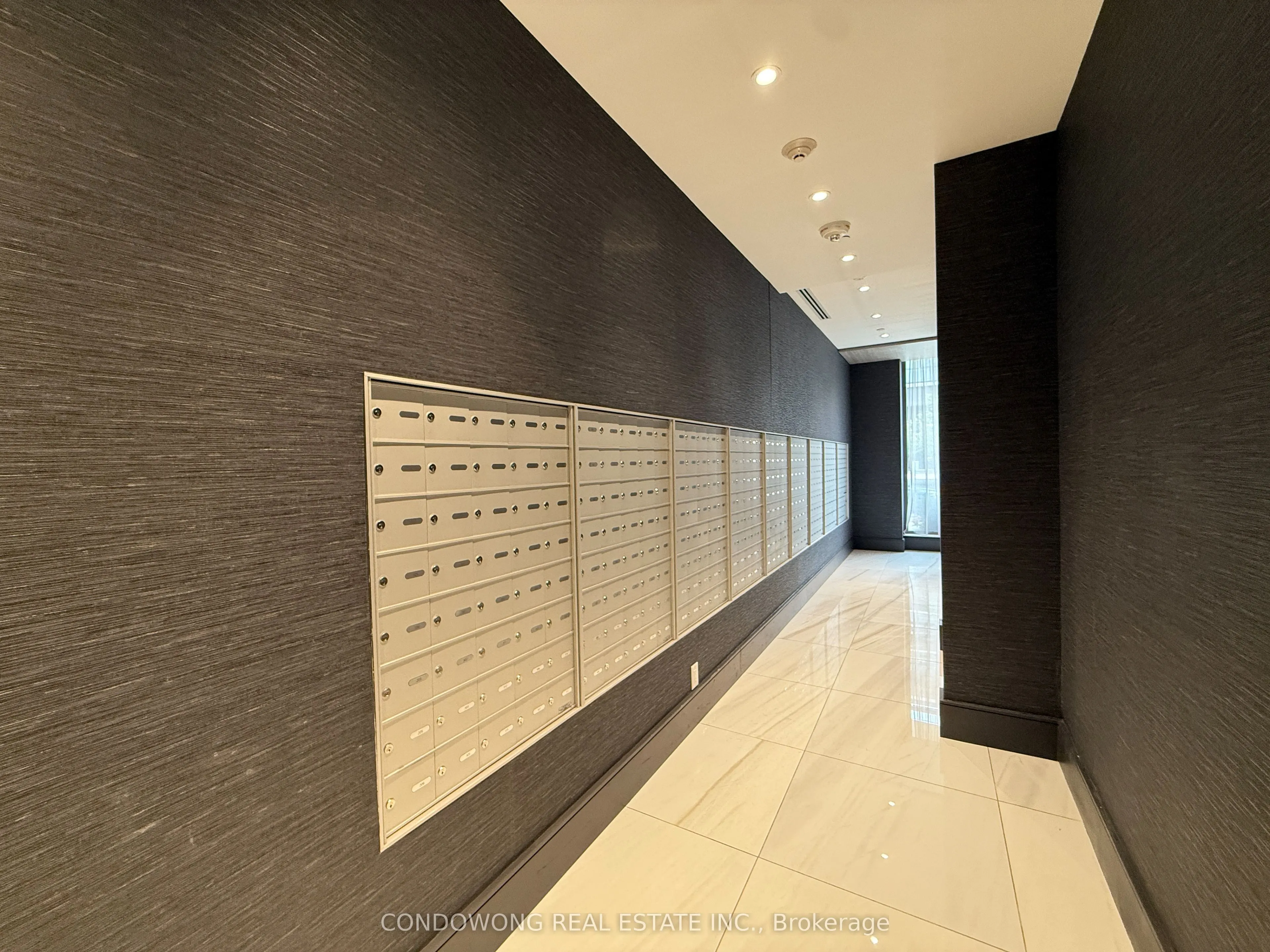 75 Canterbury Place, #715