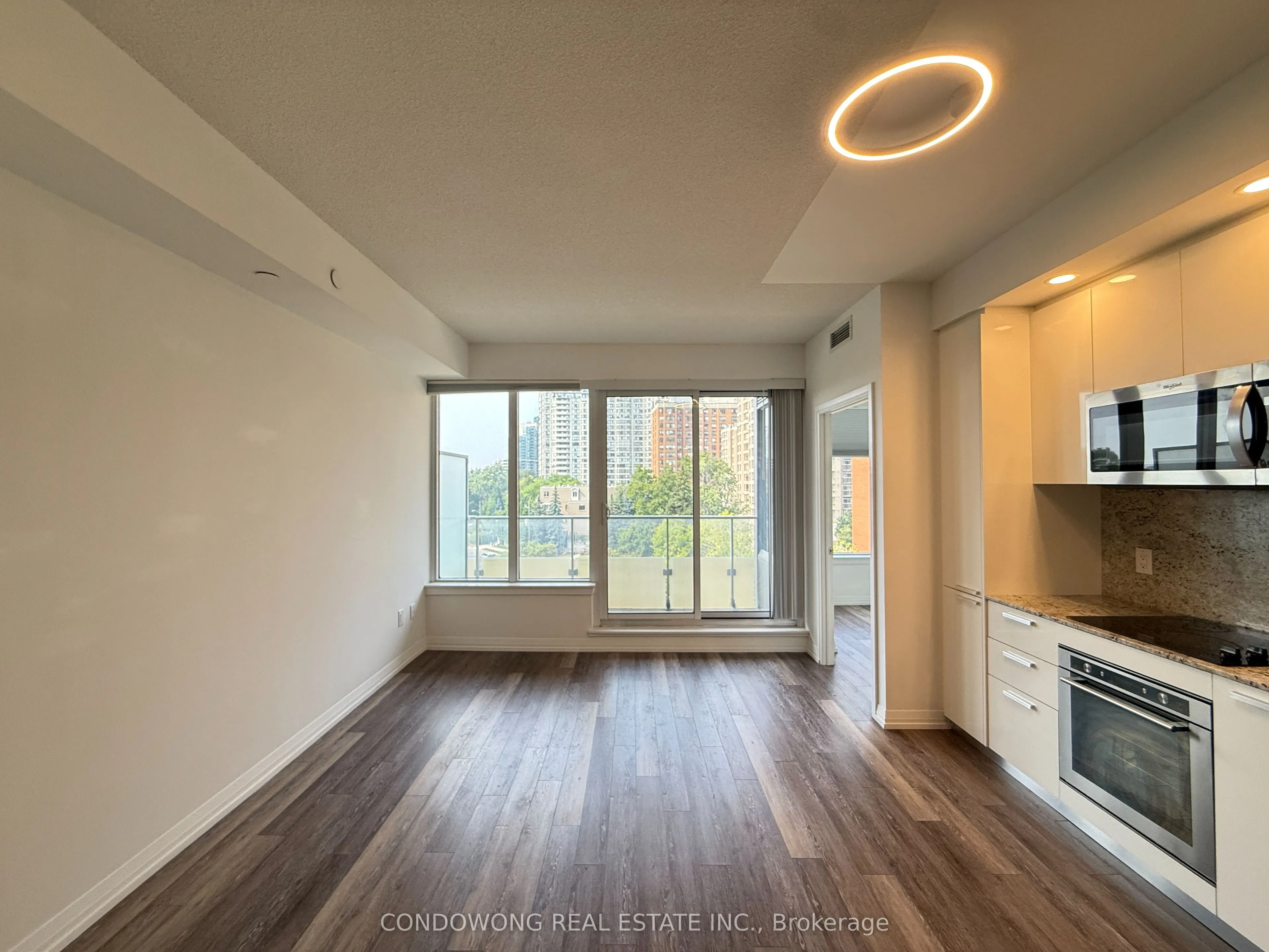 75 Canterbury Place, #715