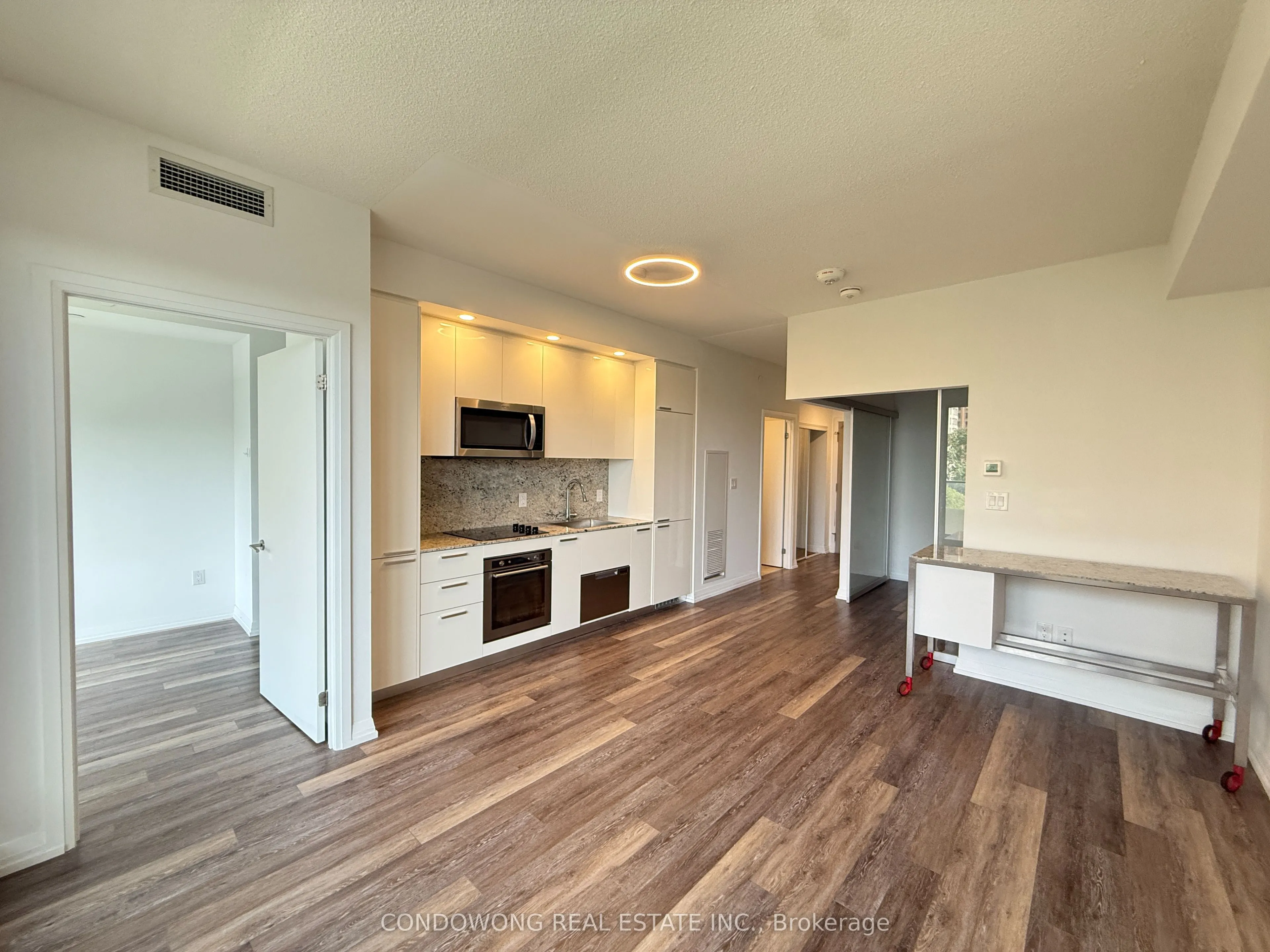 75 Canterbury Place, #715