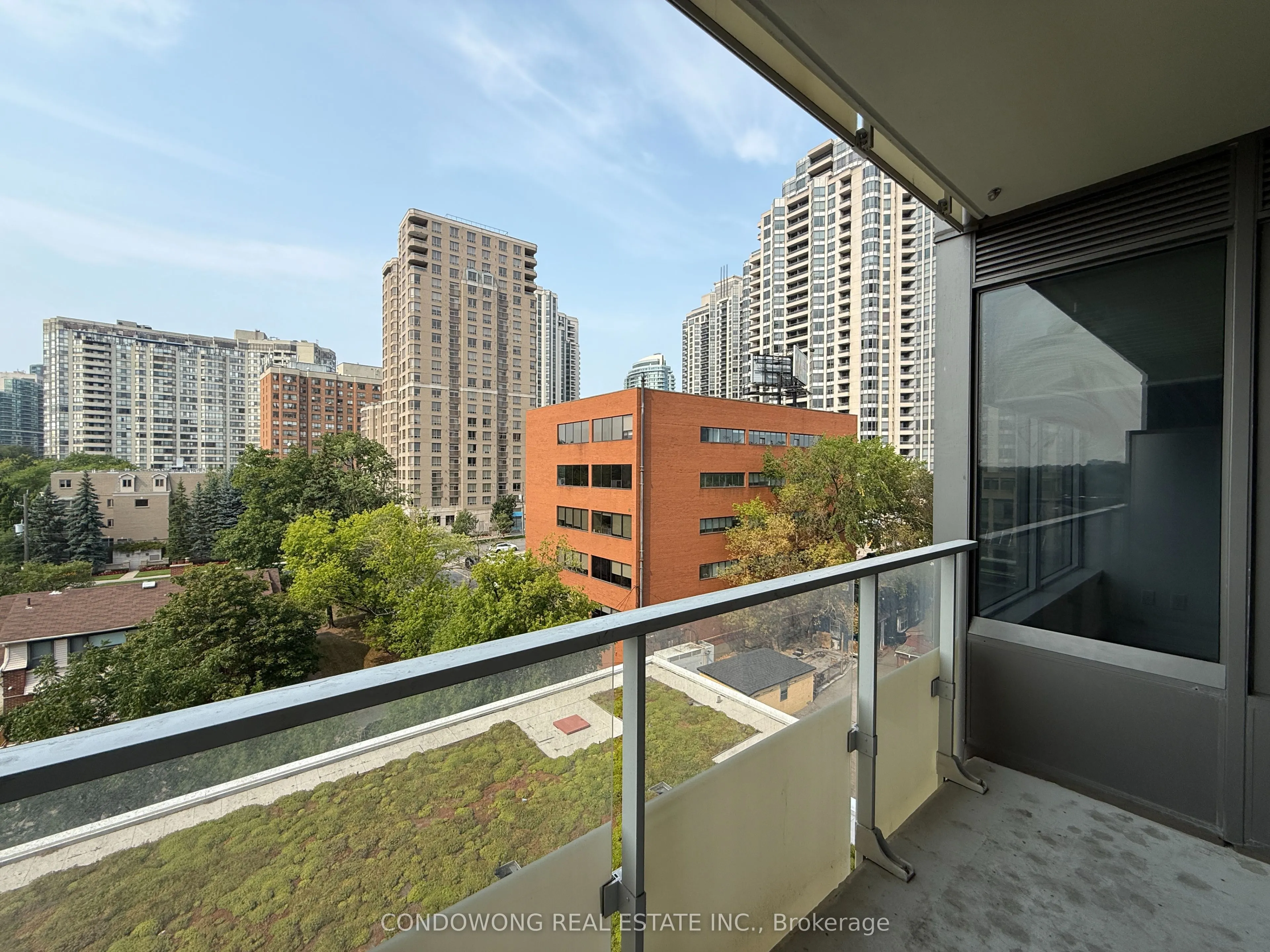 75 Canterbury Place, #715