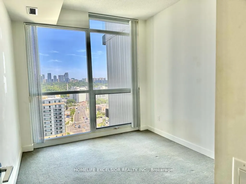 29 Singer Court, #1909