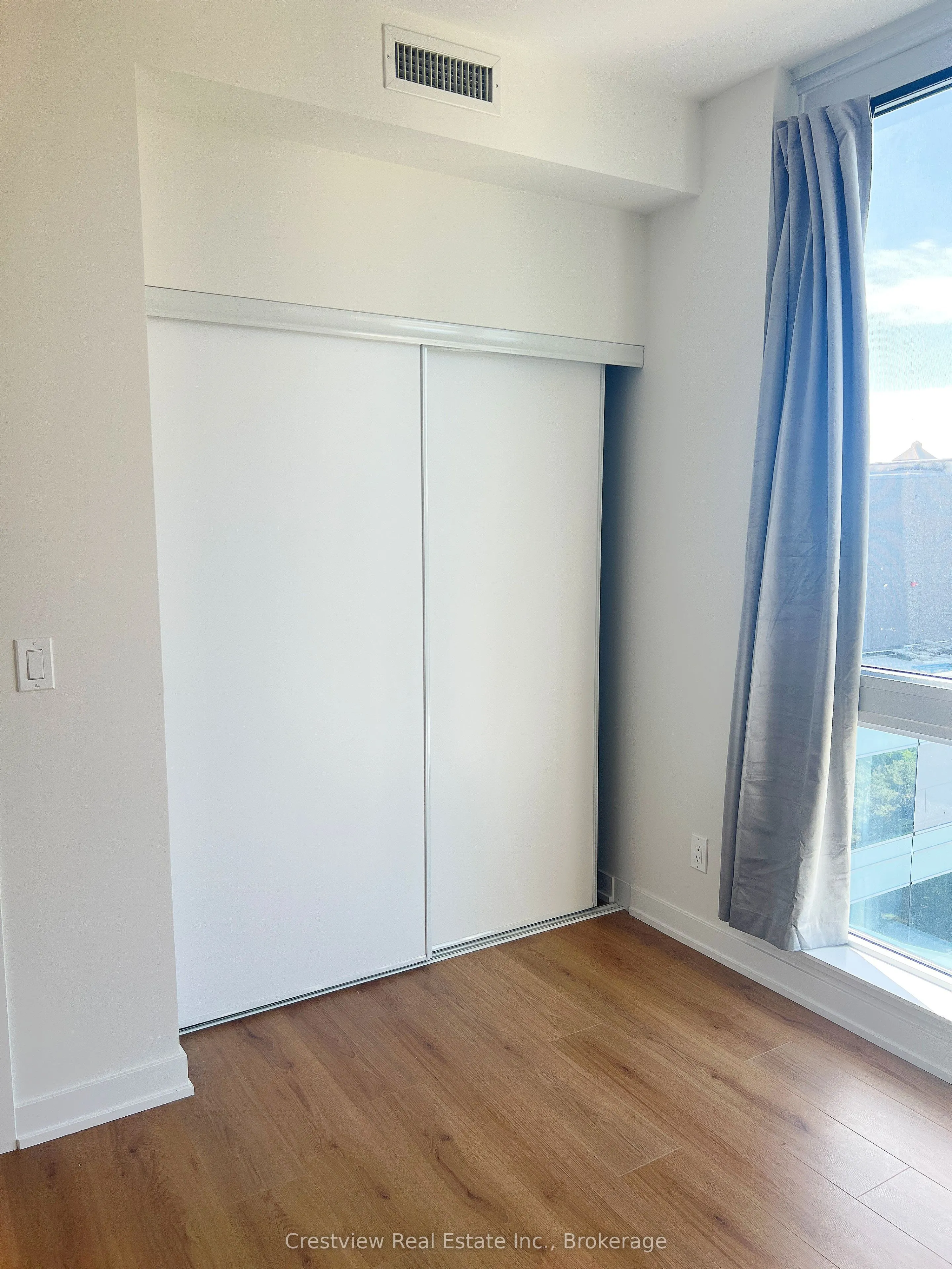 15 Ellerslie Avenue, #1605