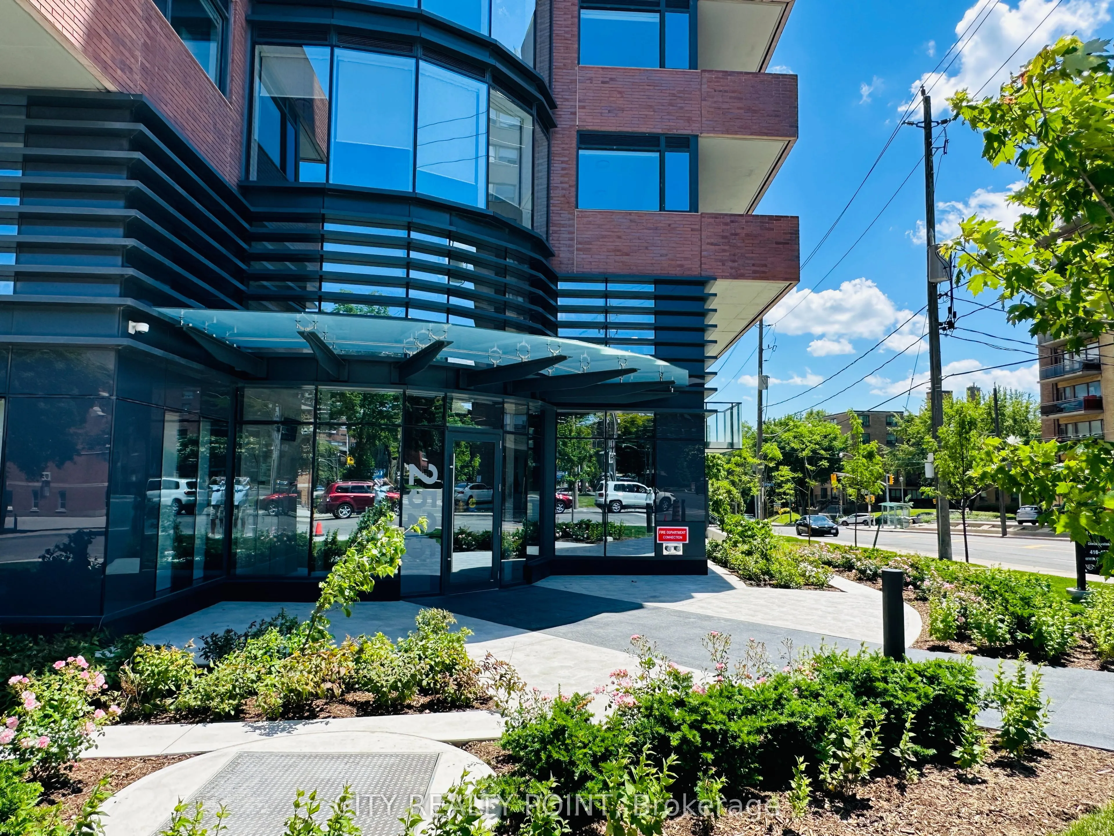 2525 Bathurst Street, #1011