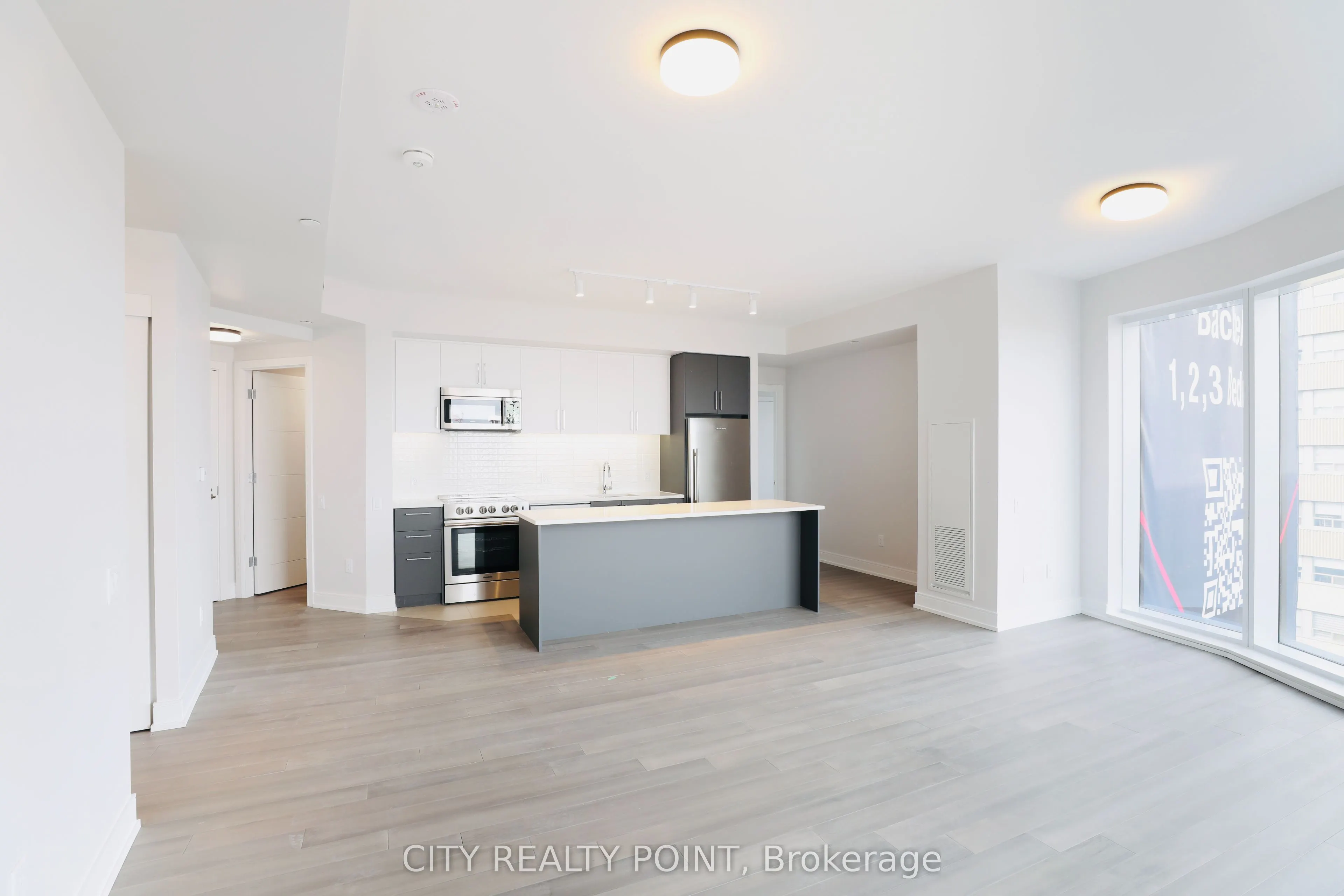 2525 Bathurst Street, #707