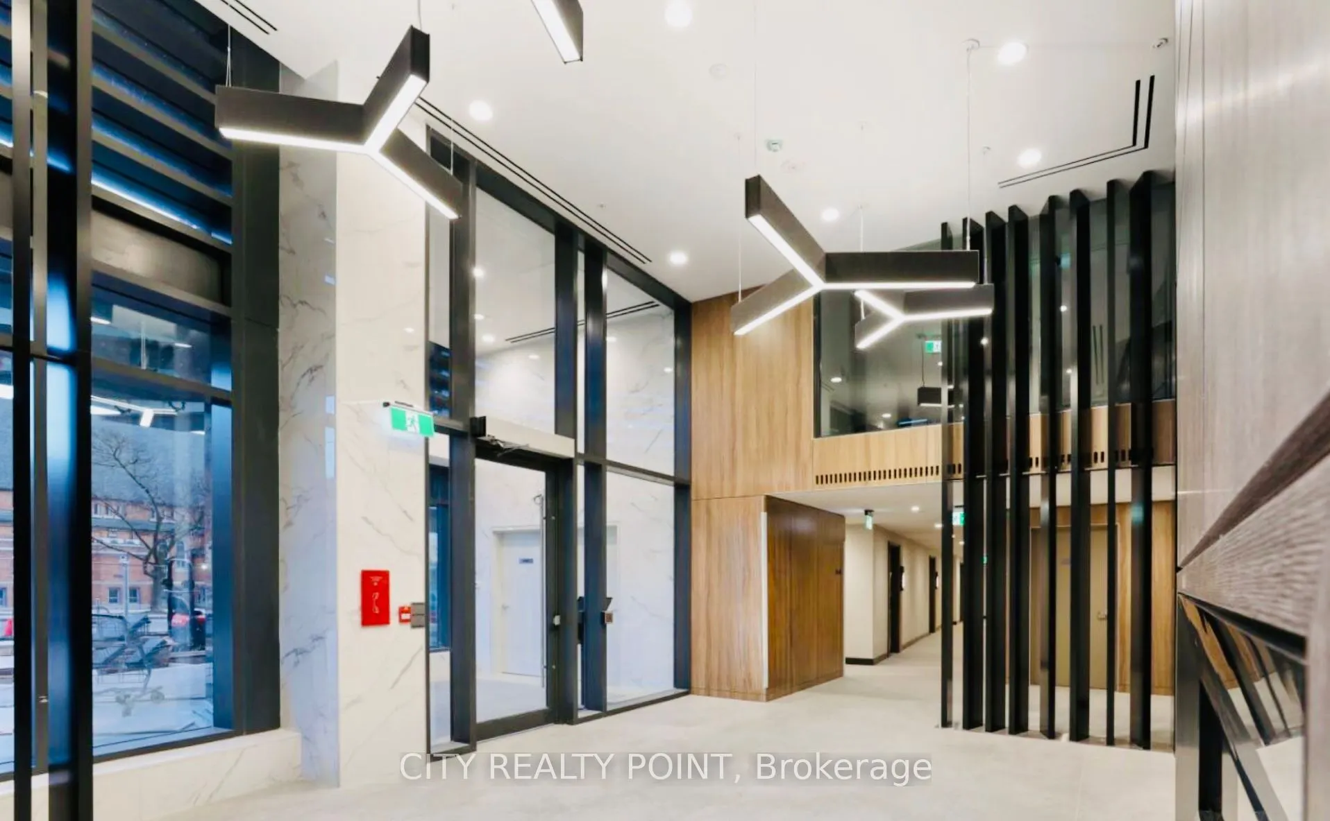 2525 Bathurst Street, #206